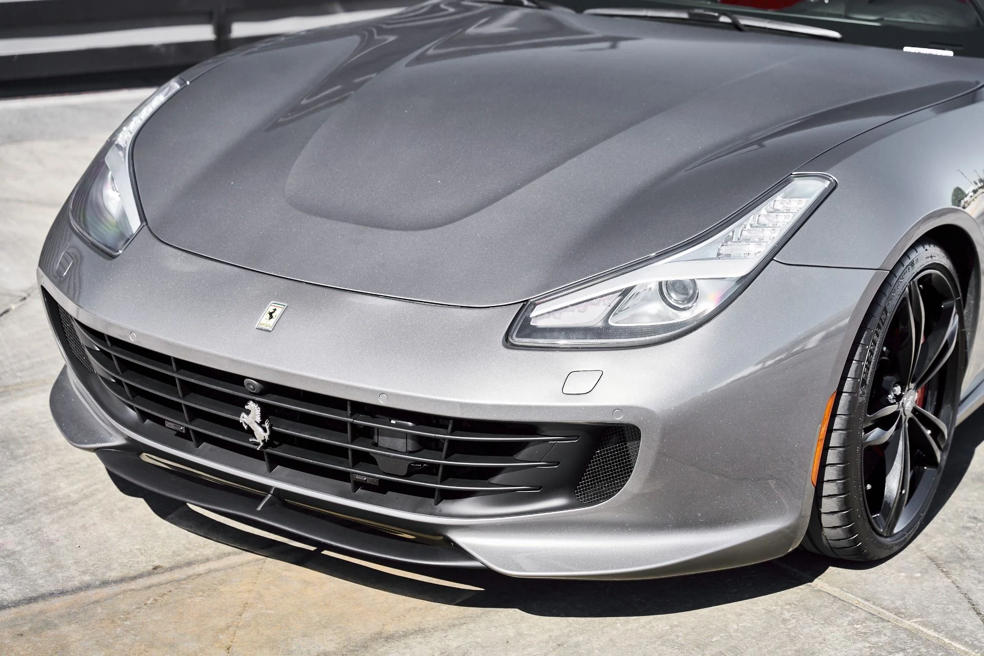 mph004_500001681_Used_2020_Ferrari_GTC_4_Lusso_V12_1773162204_2383b60722