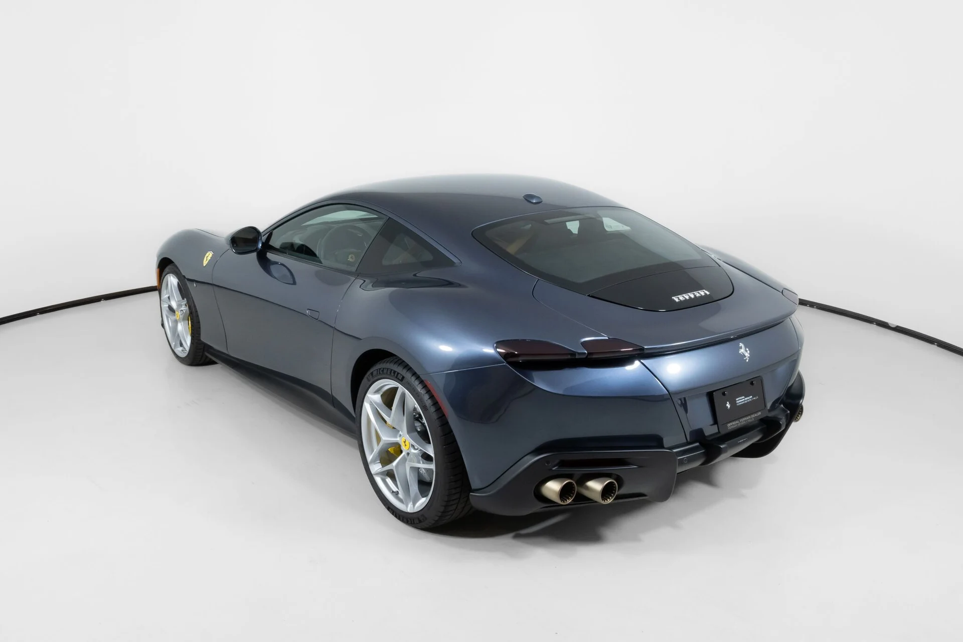 mph004_501101843_a9e54e2a3cb61a1591295e4bb2dc4a61_ed3bfd9c20