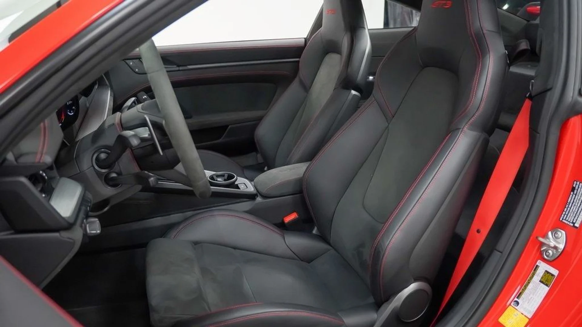 mph004_502154797_a3cec32f451f4523d2bde2d4d7ecd4a9x_6d5f82039d