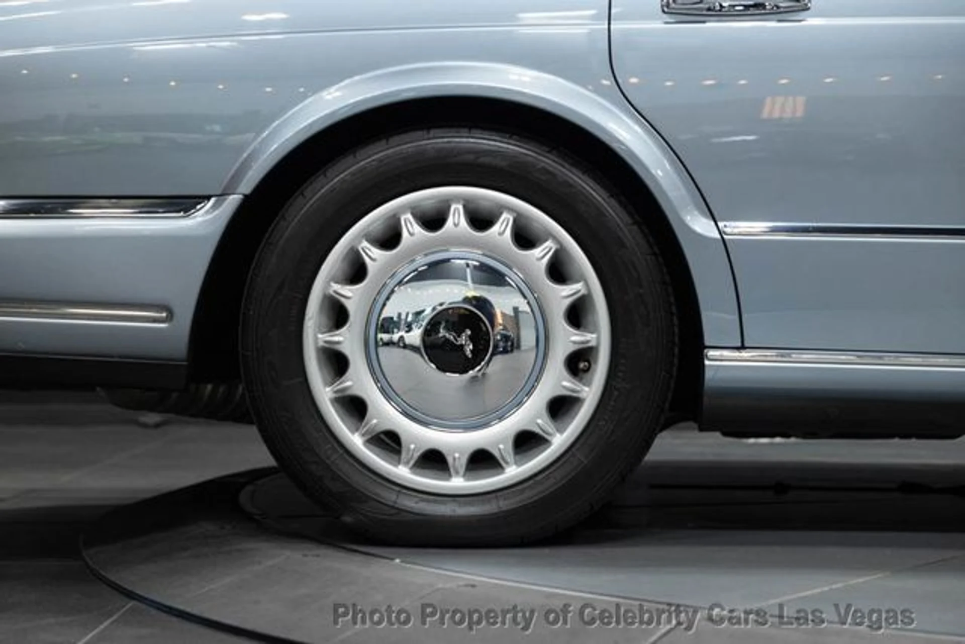 mph004_503586234_used_2002_rolls_royce_silver_seraph_lastofline1of120forus170totalworldwide_9707_23079302_9_640_a93edf7180