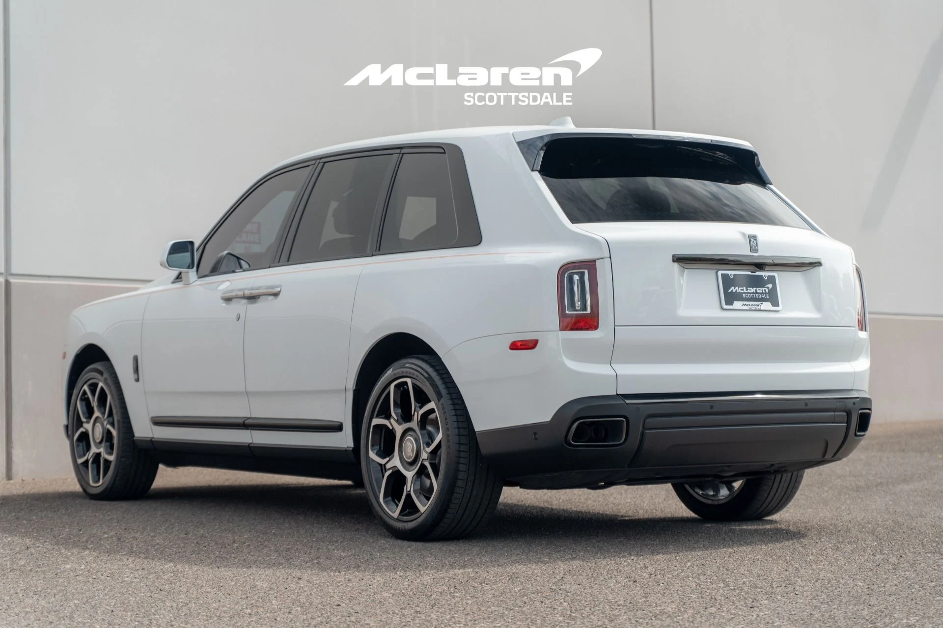 mph004_505279741_Used_2022_Rolls_Royce_CULLINAN_1786997064_d08f2477f2