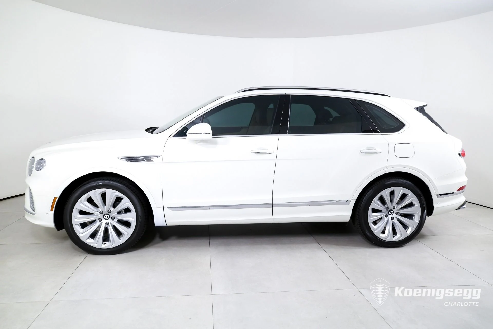 mph004_511390144_Used_2021_Bentley_Bentayga_Hybrid_1782838696_c21d95bbc9