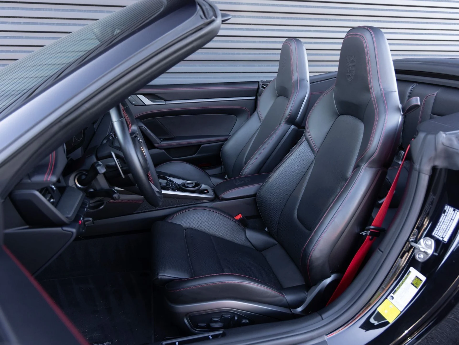 mph004_518830339_5_ee91e39458