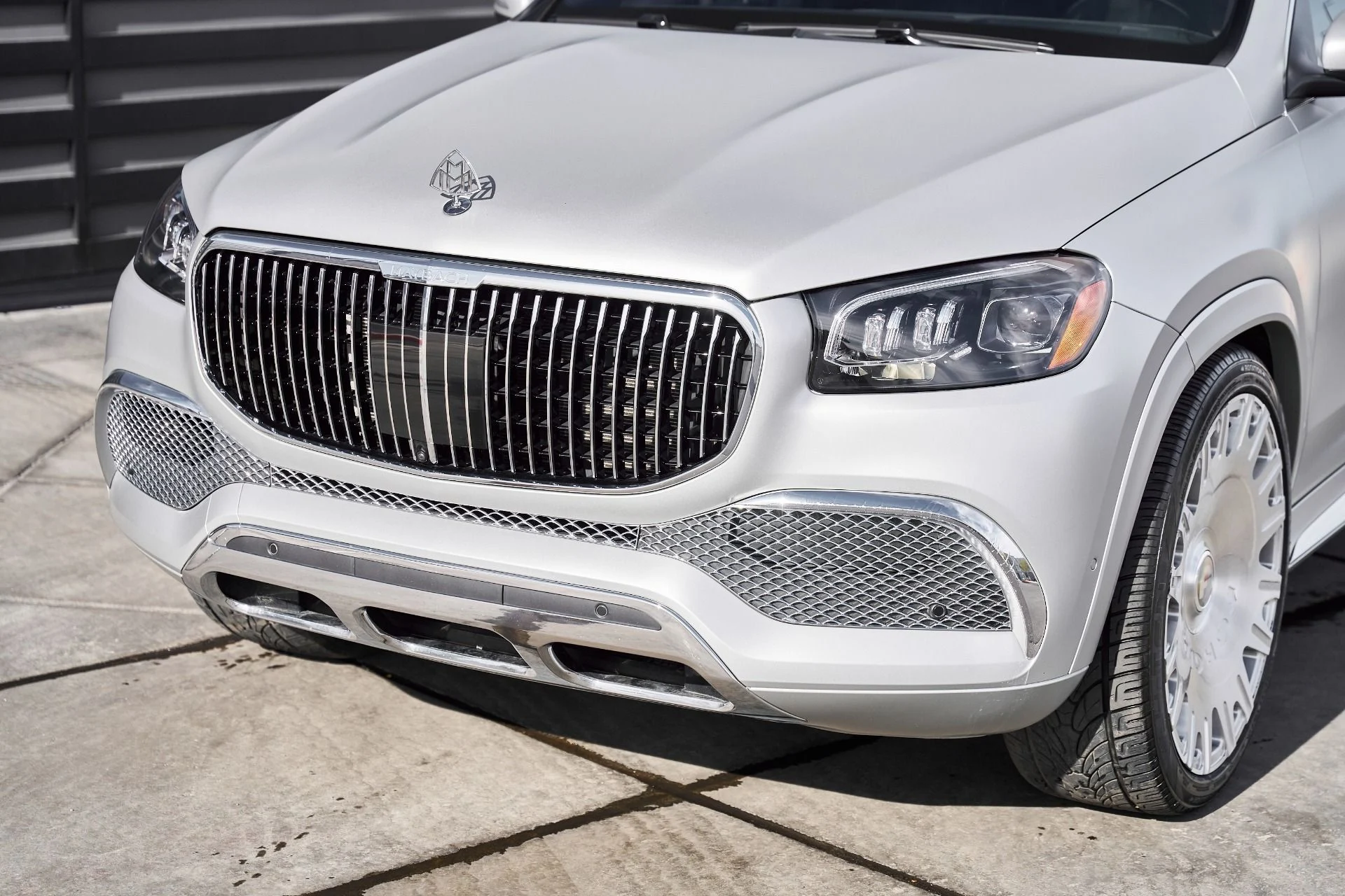 mph004_520959496_Used_2021_Mercedes_Benz_GLS_Maybach_GLS_600_1768358327_66f859593e