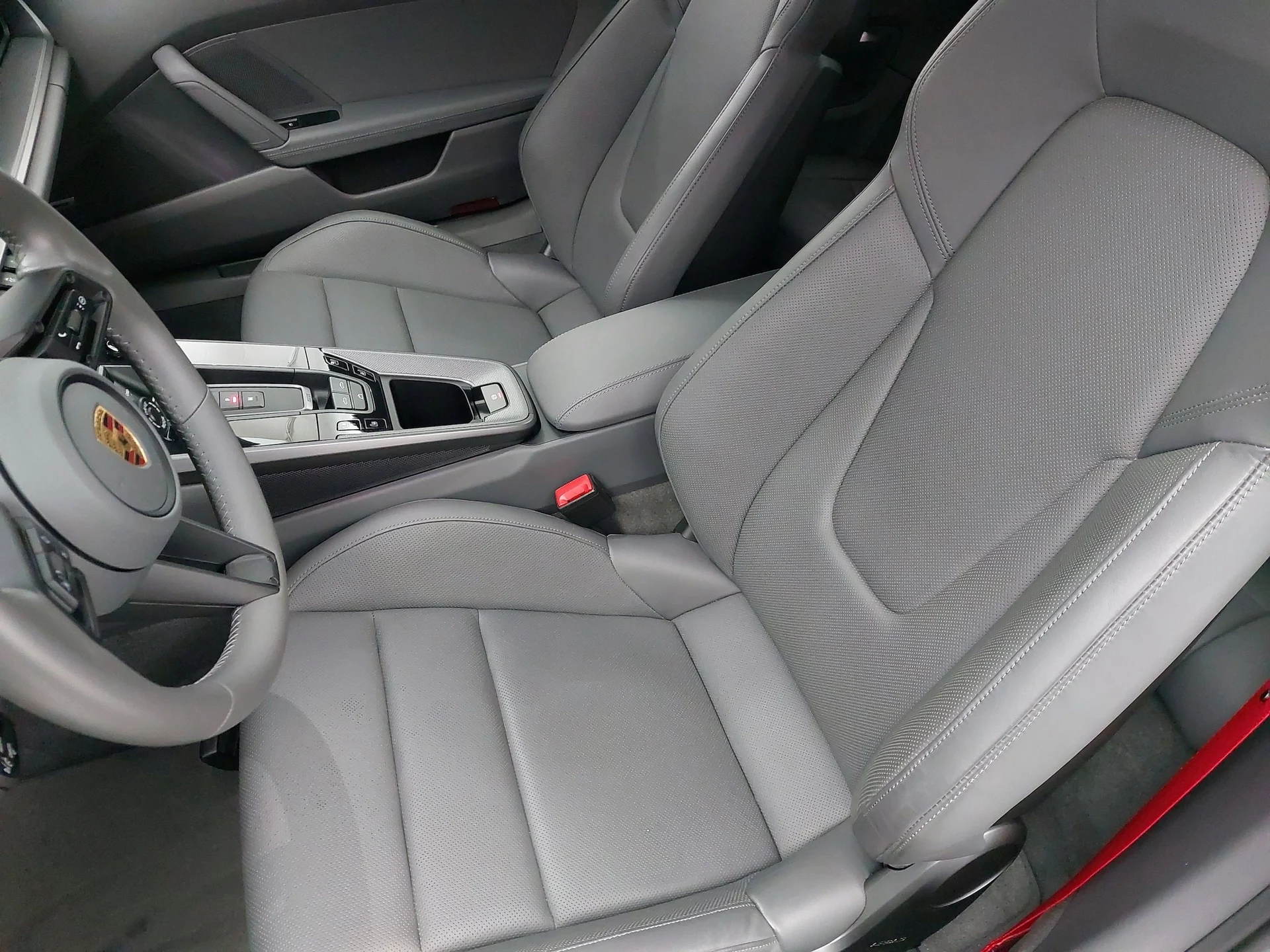 mph004_524188007_aff1d95c5794f5db3fe23d9f99af4114x_801e54d9d9