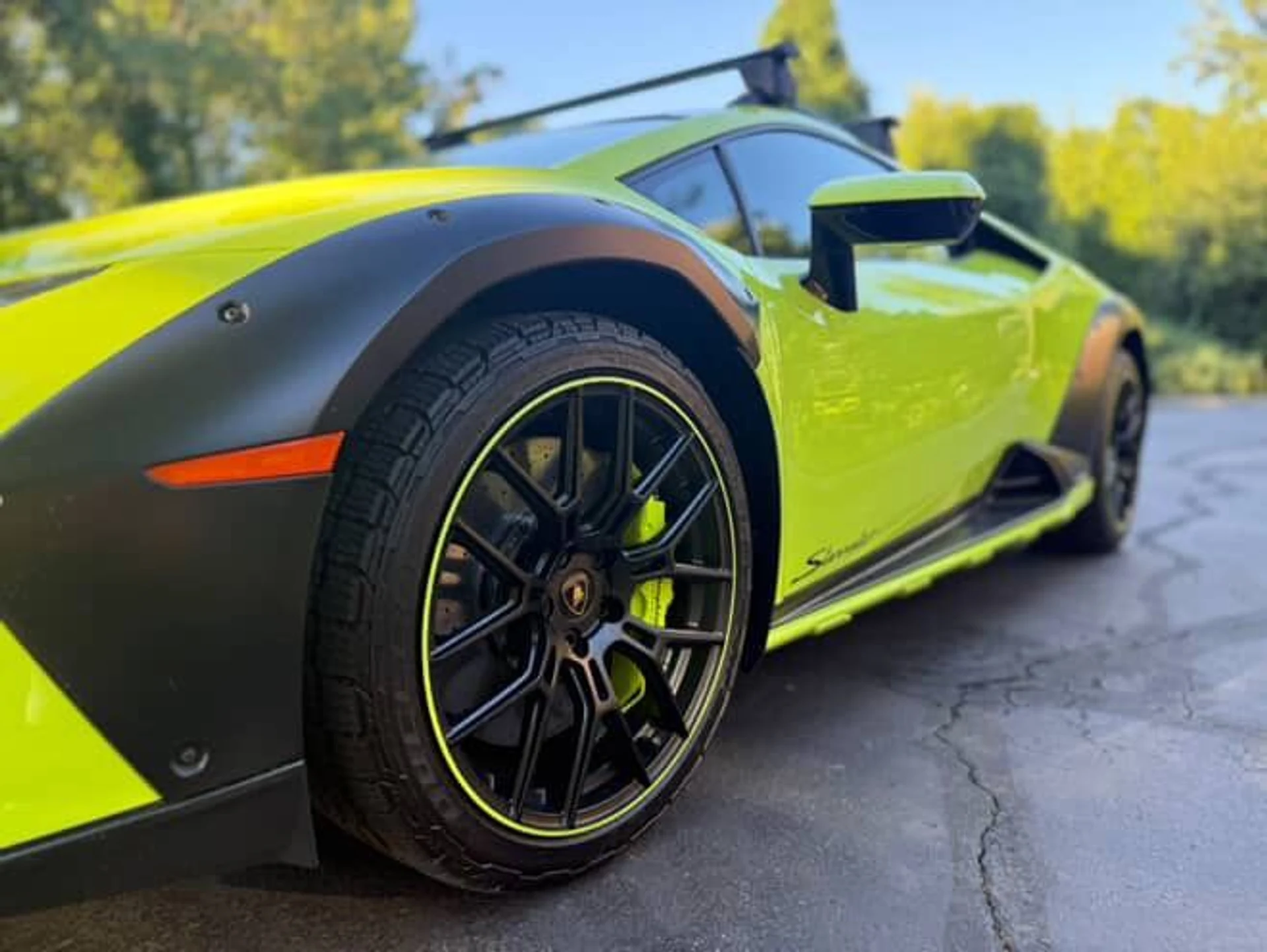mph004_52433773_Used_2024_Lamborghini_Huracan_Sterrato_1759167642_94e6db9a47