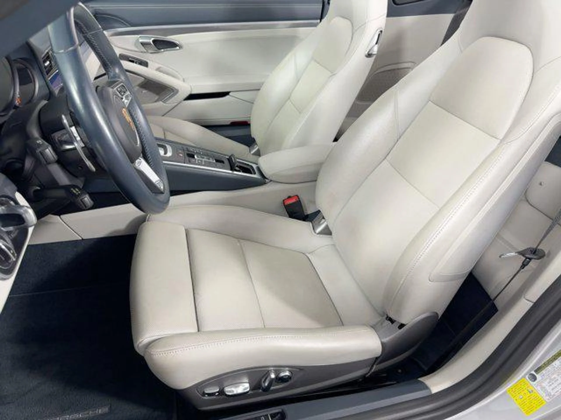 mph004_52809174_eh_K_Qw_UGEH_Gxct_Ko_Uu_C0w7_DY_0cc_f67683229e