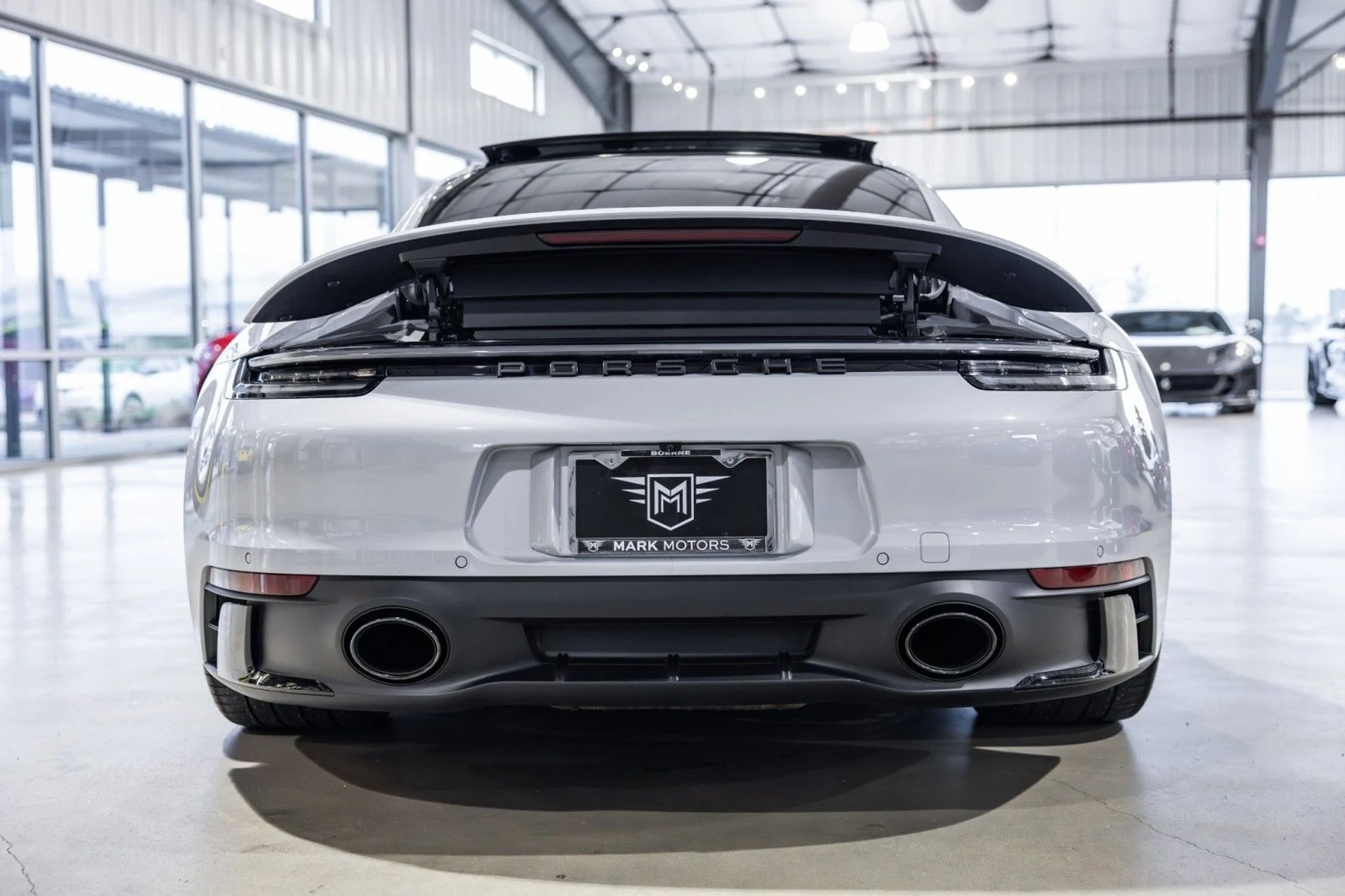 mph004_530203454_d_Q_294a1bf0b9