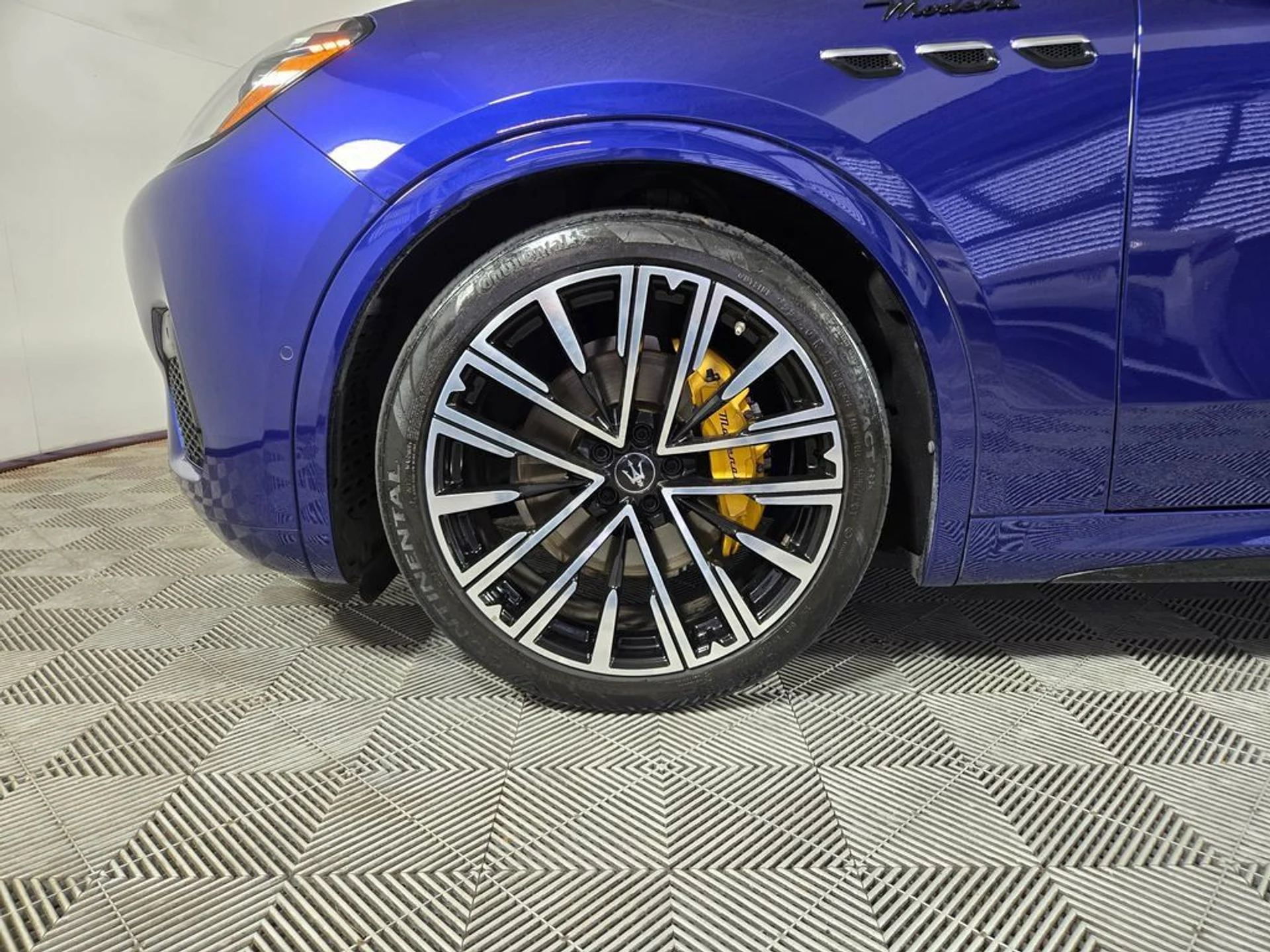 mph004_531342766_65bec7e0cc8948869c6774fe6266e6a2_852886ddc1