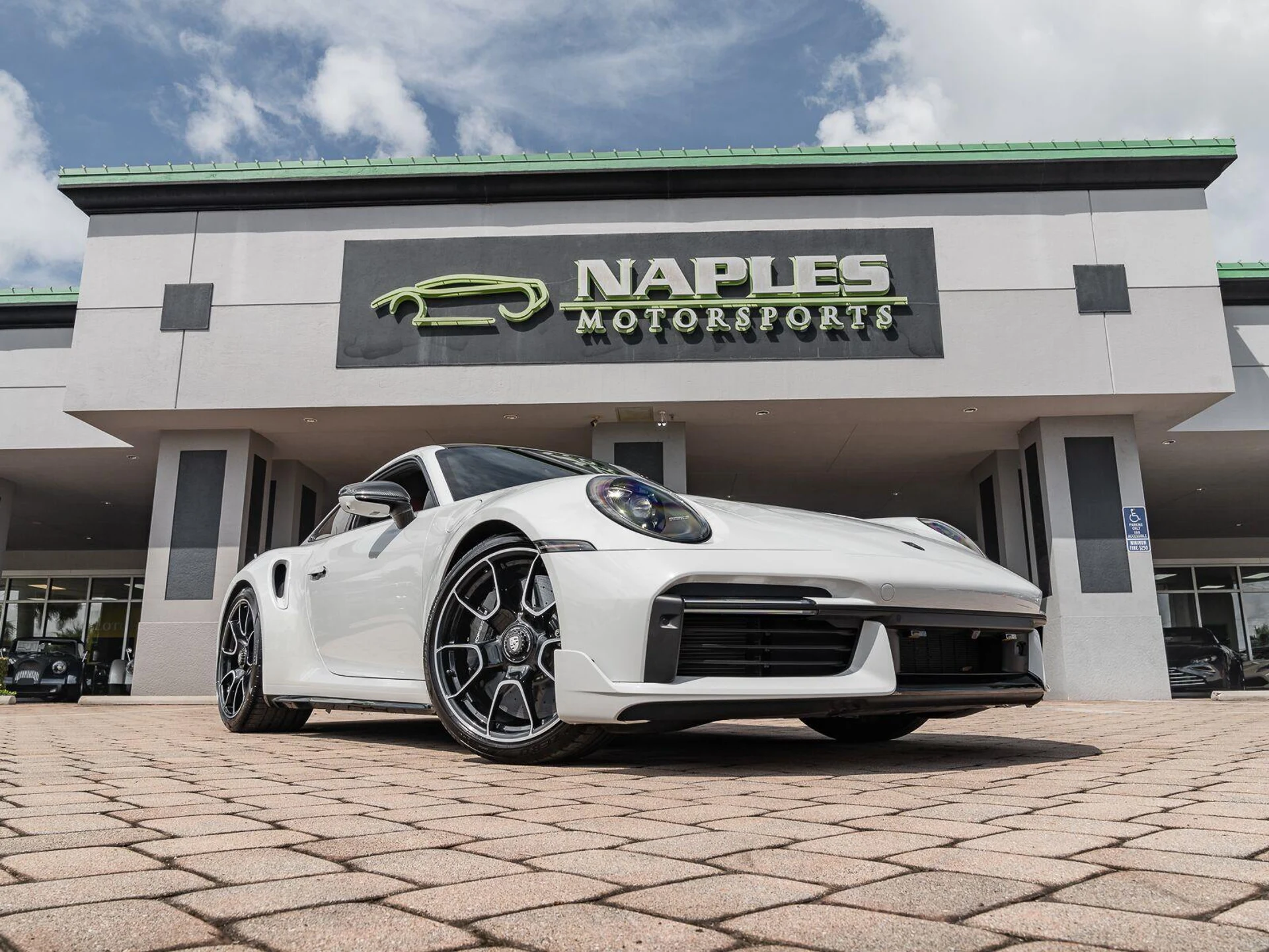 mph004_531472381_Used_2023_Porsche_911_Turbo_S_1790111610_f19250ee8b