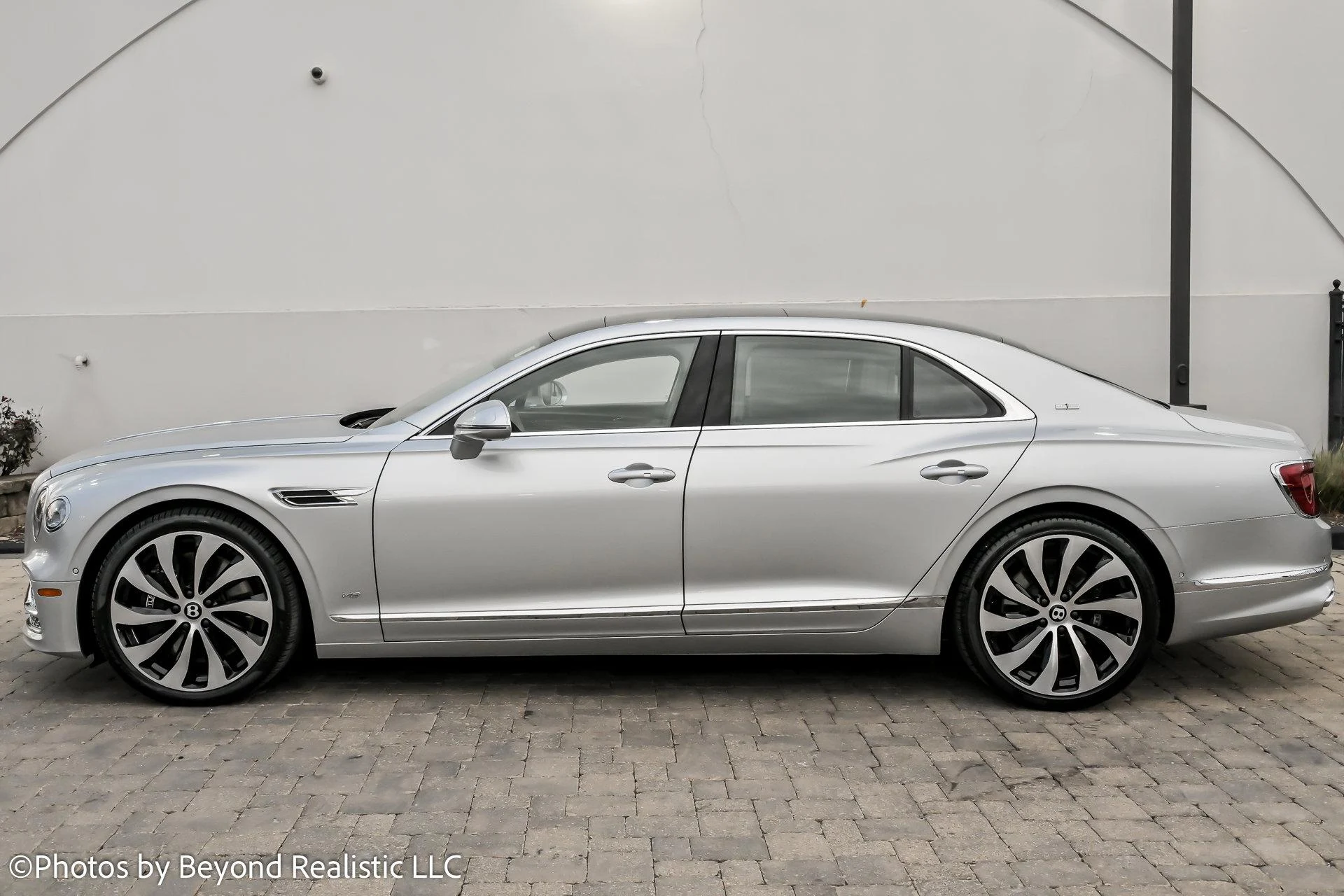 mph004_532130791_Used_2021_Bentley_Flying_Spur_V8_First_Edition_1763629645_ed320af713