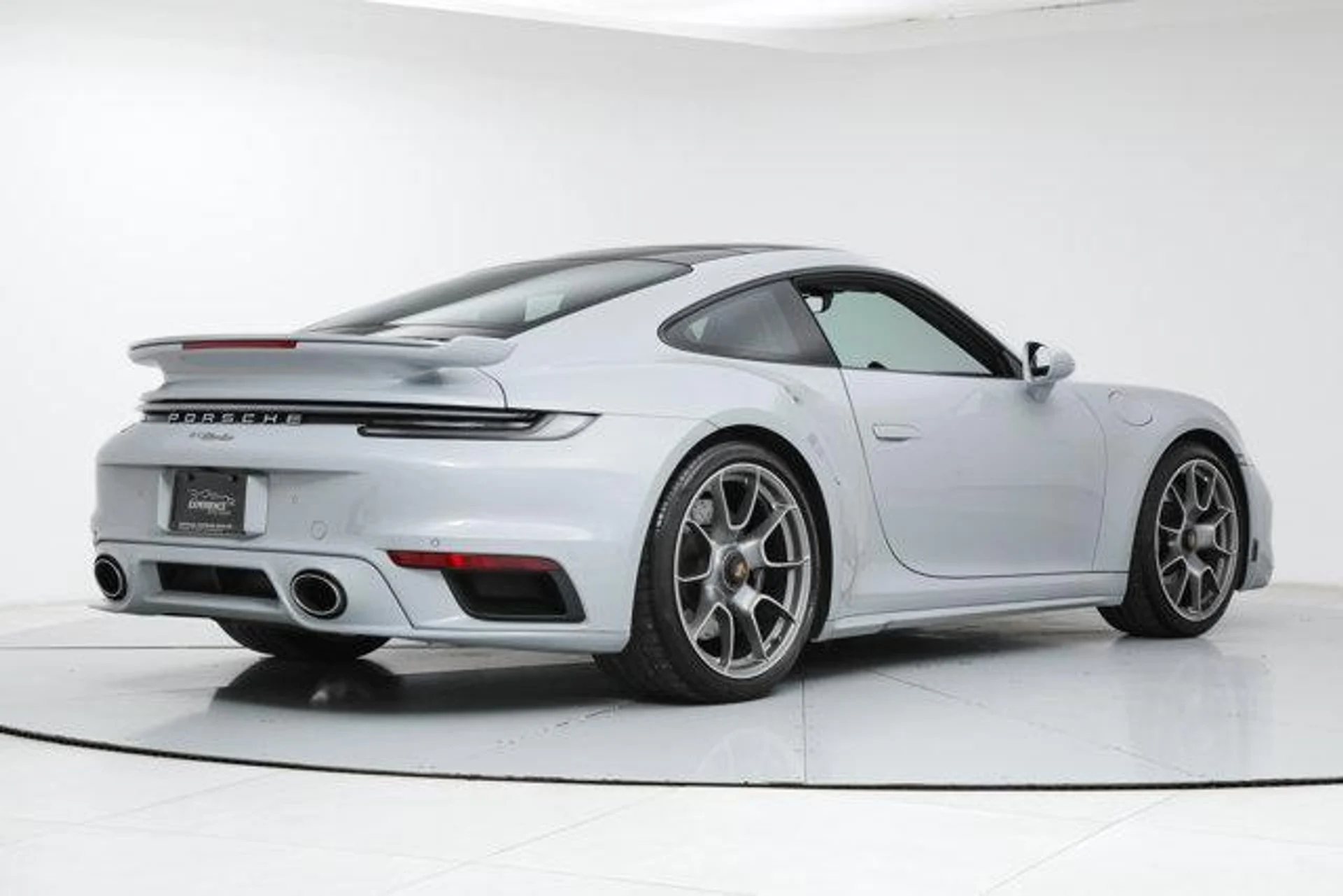 mph004_548354137_i_S1_RE_Qx89_N_Ci_Z_Mf_XNE_0_NHO_9_HZC_0_8a45c23af0