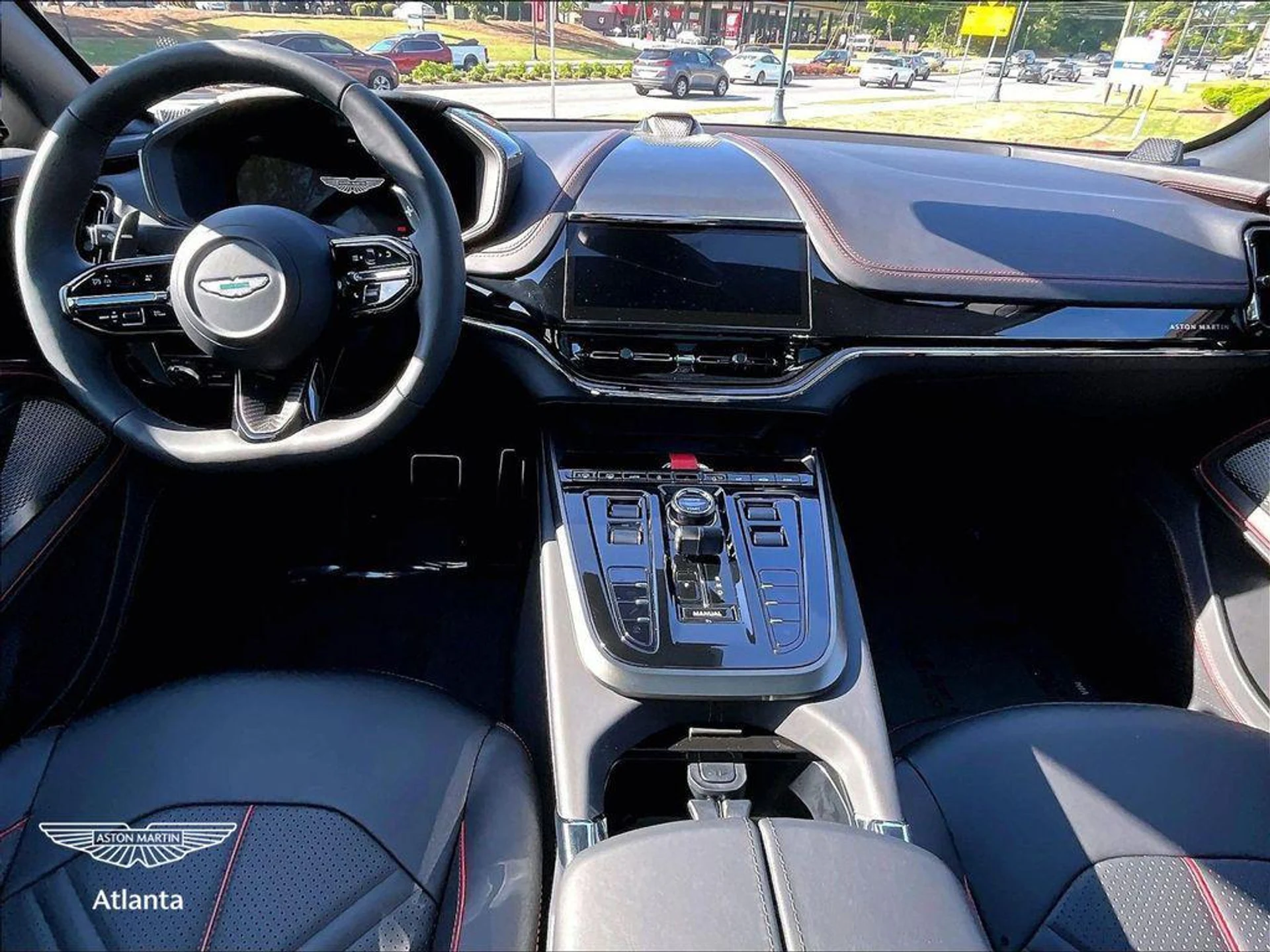 mph004_55129898_qbi_Sc_HK_Zs_Bsyb_Yoo_Pg6_Aesm_V2_Cs_61386d67d9