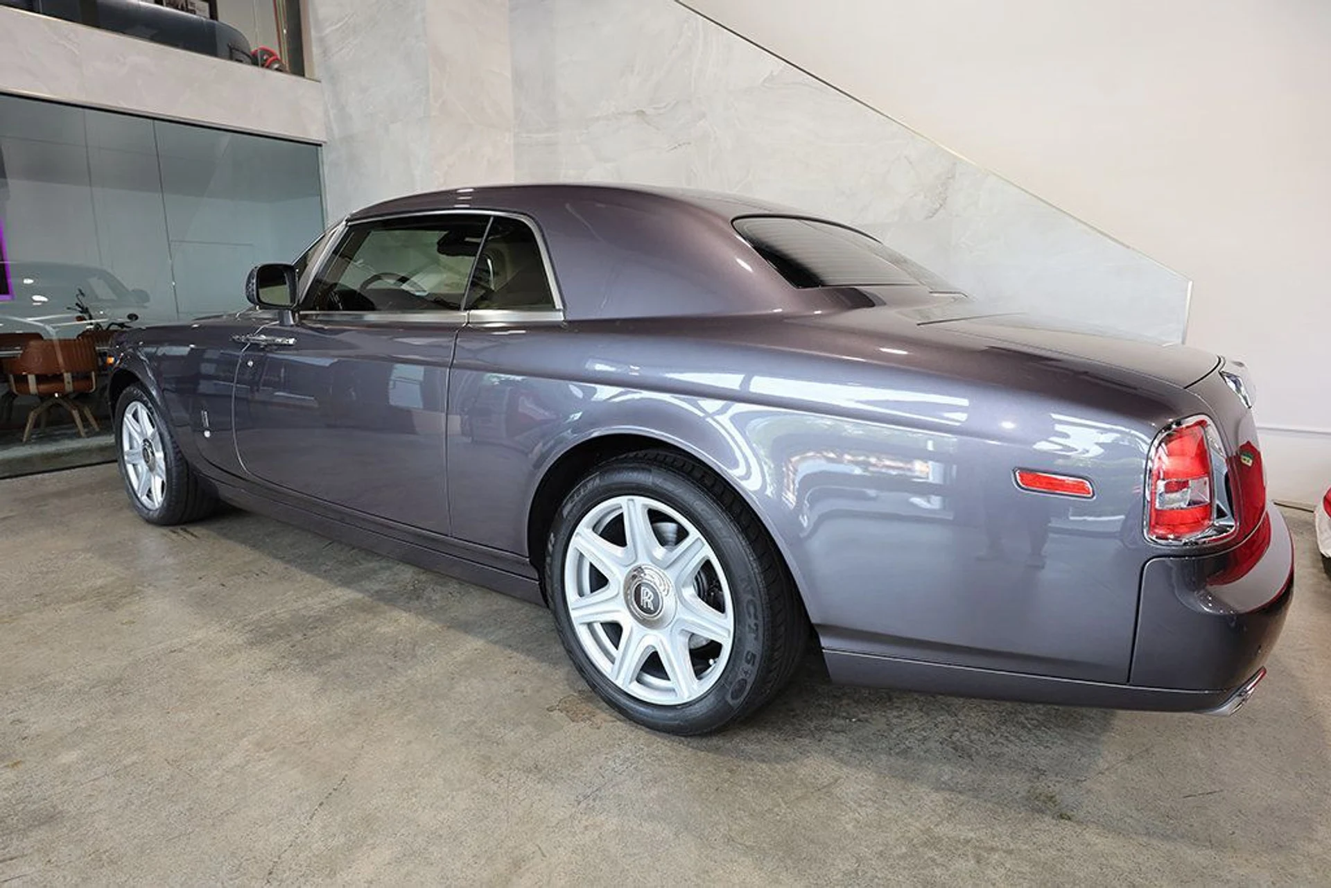 mph004_559410623_used_2010_rolls_royce_phantom_coupe_2drcoupe_9689_23022670_5_1024_526e9ec5f9