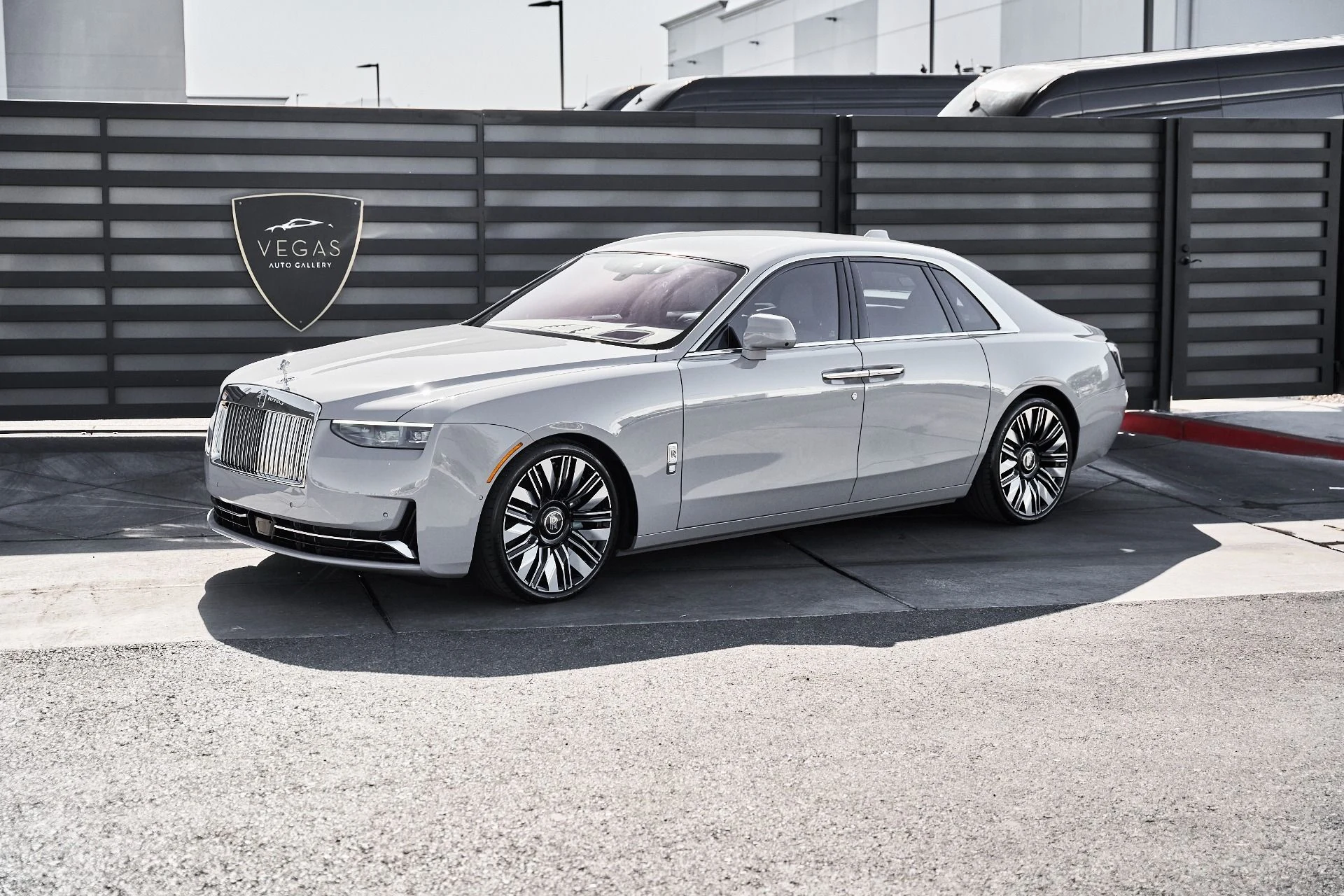 mph004_563332765_Used_2025_Rolls_Royce_Ghost_Base_1780623236_d4a1d2d5e5