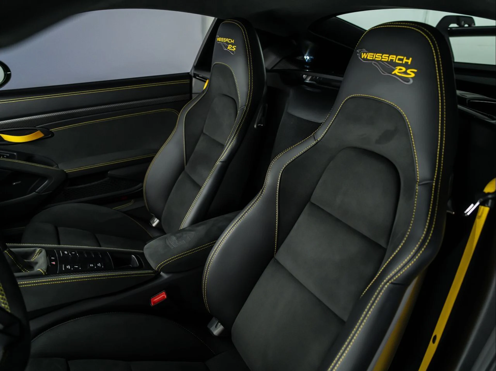 mph004_564984886_6f9305ba9916130bb7b2600f269256be_c0f336362a