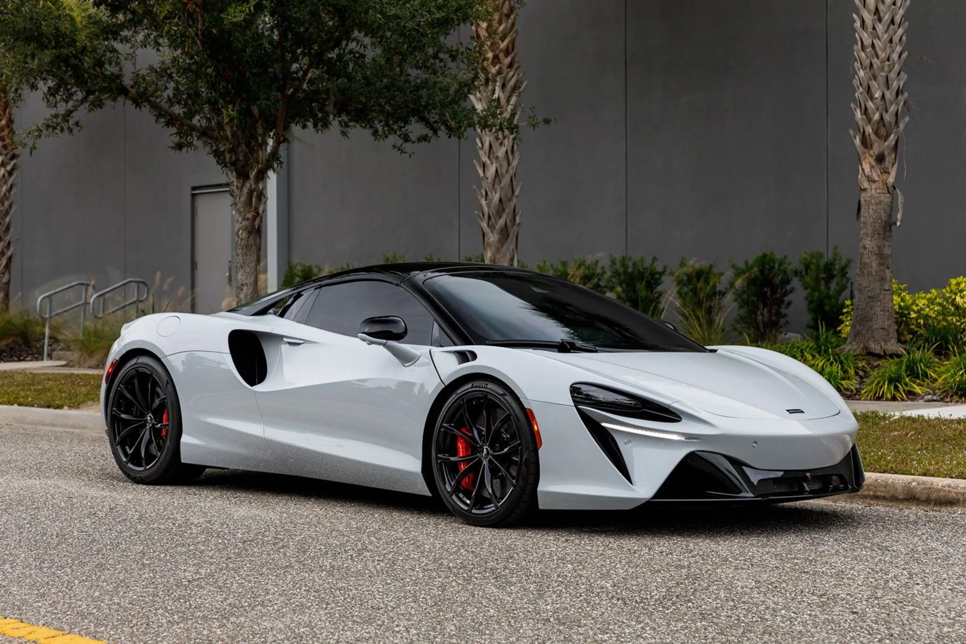 mph004_569372207_446_p5_l_a8e632b3d1