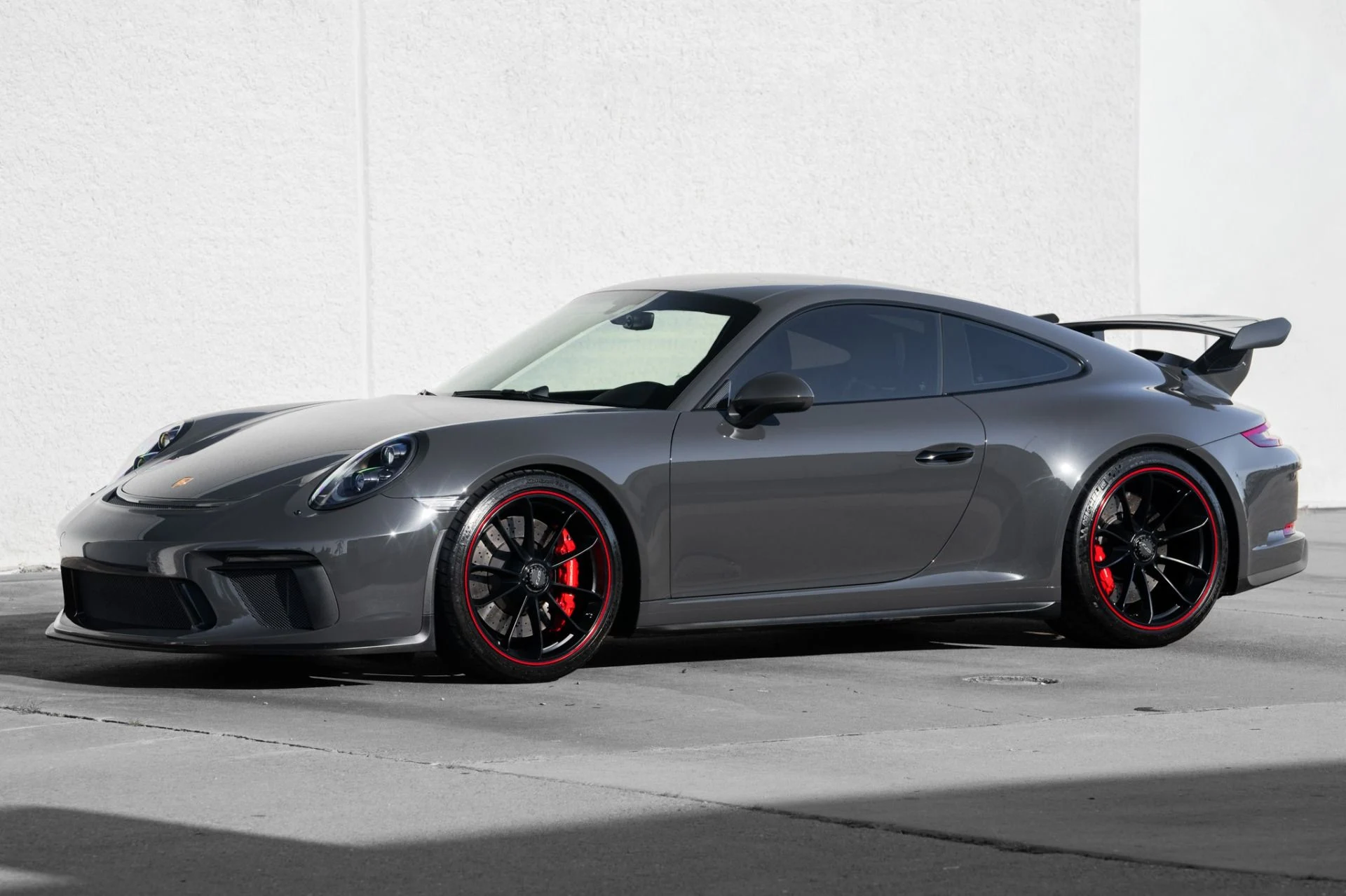 mph004_57091695_Used_2018_Porsche_911_GT_3_1755272509_1d1b5d103c
