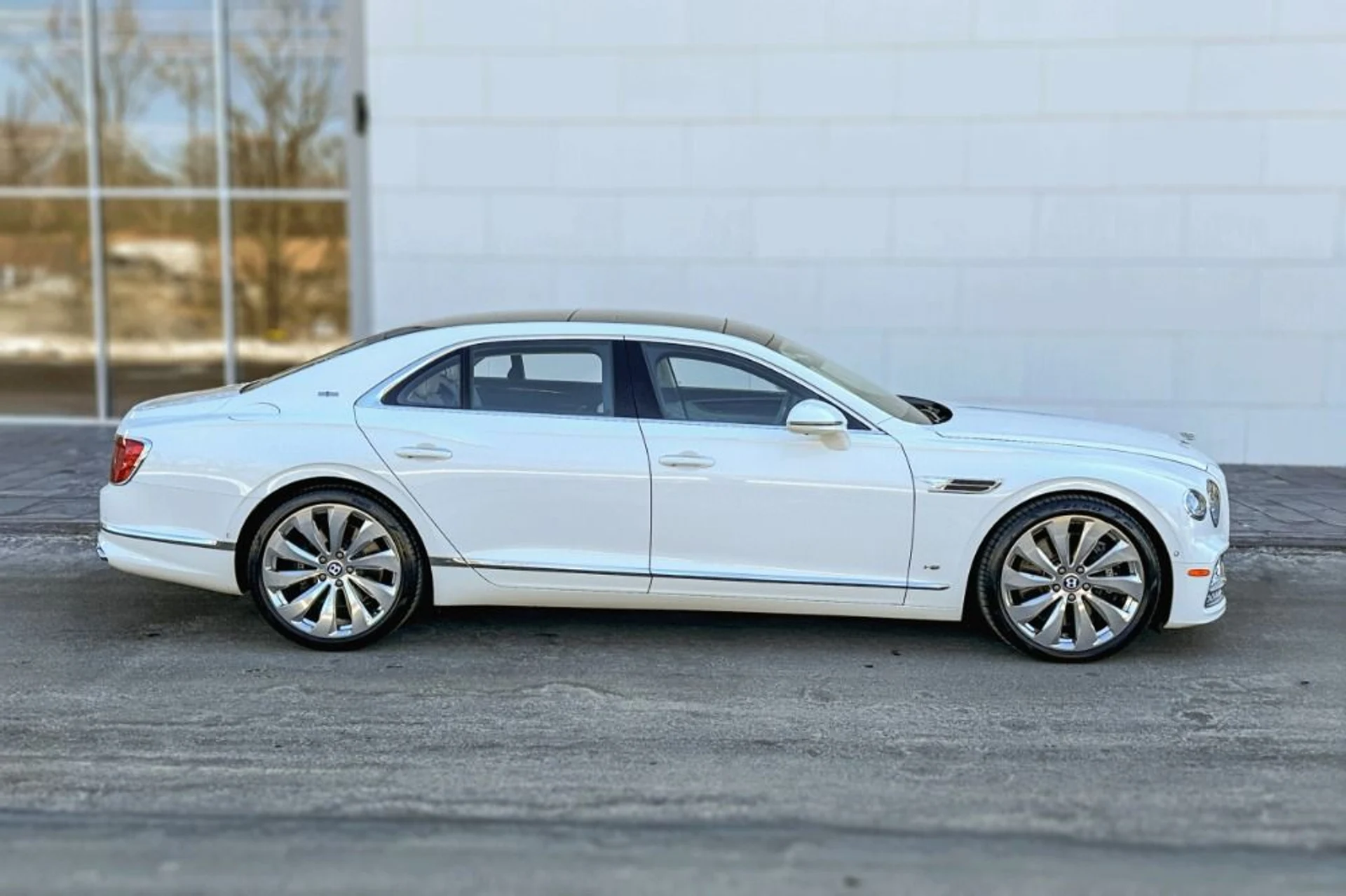 mph004_580888631_Used_2021_Bentley_Flying_Spur_V8_Base_1770376154_a111061e7d