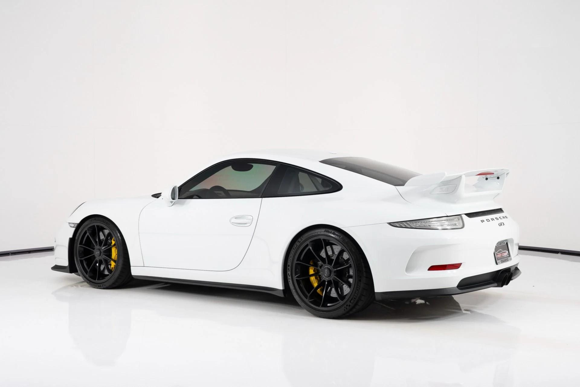 mph004_587296544_Used_2015_Porsche_911_GT_3_1755021411_56b08bcc7d