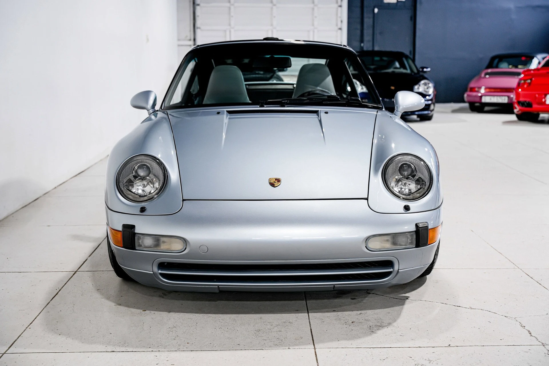 mph004_588174765_eea08bcfcd7fdb94ee51ce687bb559e6x_7774328fa6