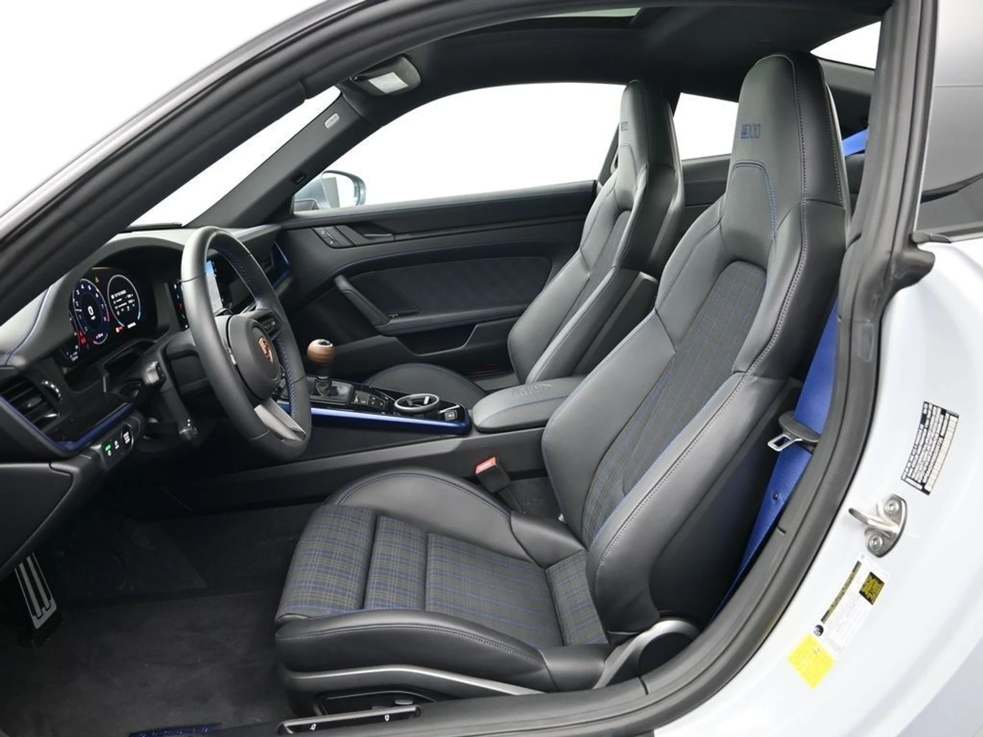 mph004_589648295_cbd7030dbfdb94d9a7eeb4f0c381374bx_647328128a