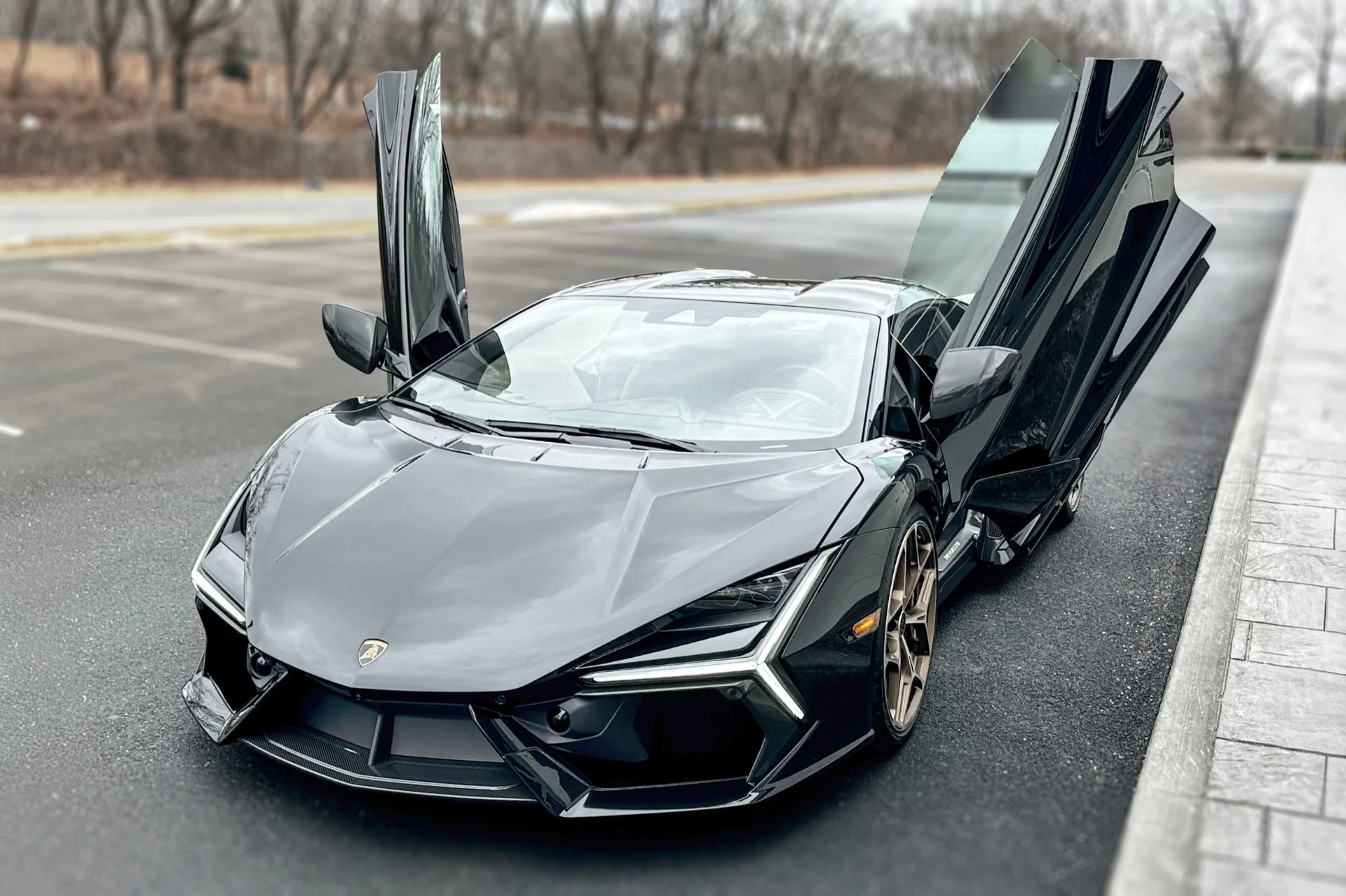 mph004_591018699_New_2026_Lamborghini_Revuelto_1768579377_d8f70737b7