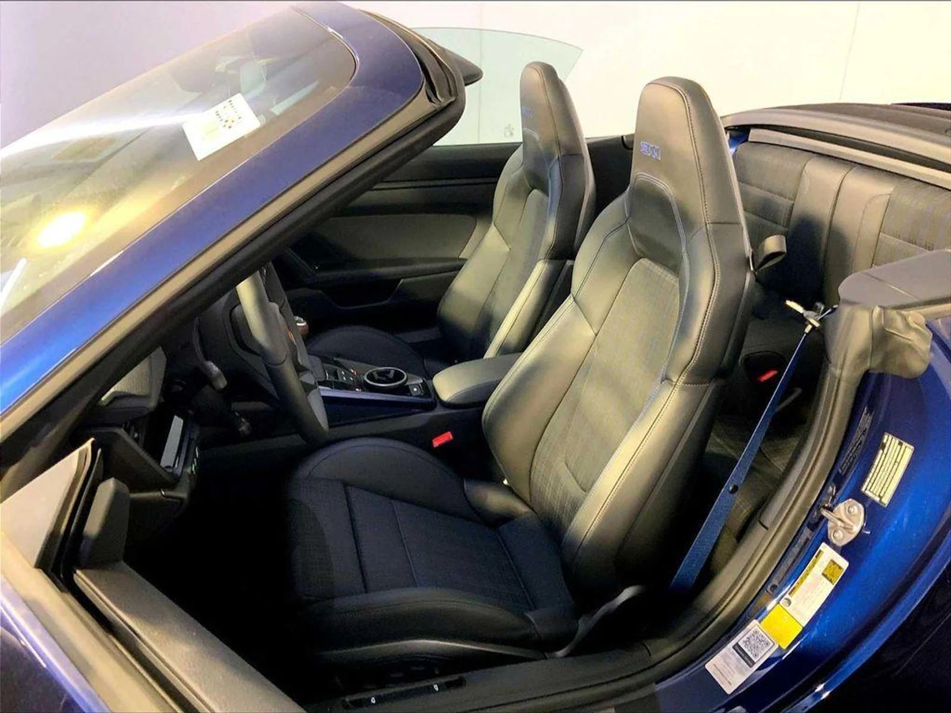 mph004_59626401_3_Lm_X_Xl_5r_B_Hc_KOOGW_8_Vreg_J_4_cbff04dc2e