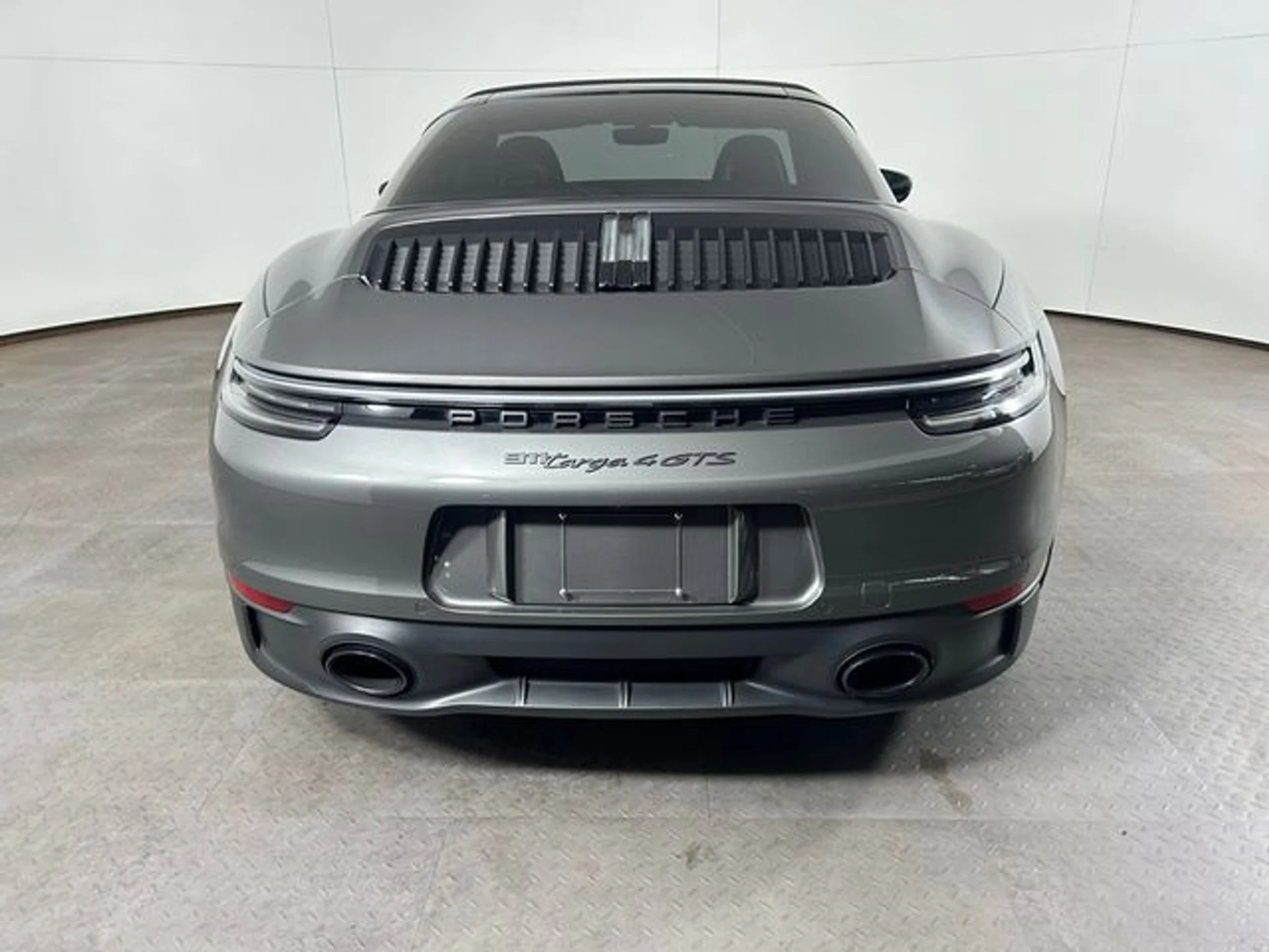 mph004_599192789_f5a248845641e04383da98834ed9dab7x_bc3c87bbfc