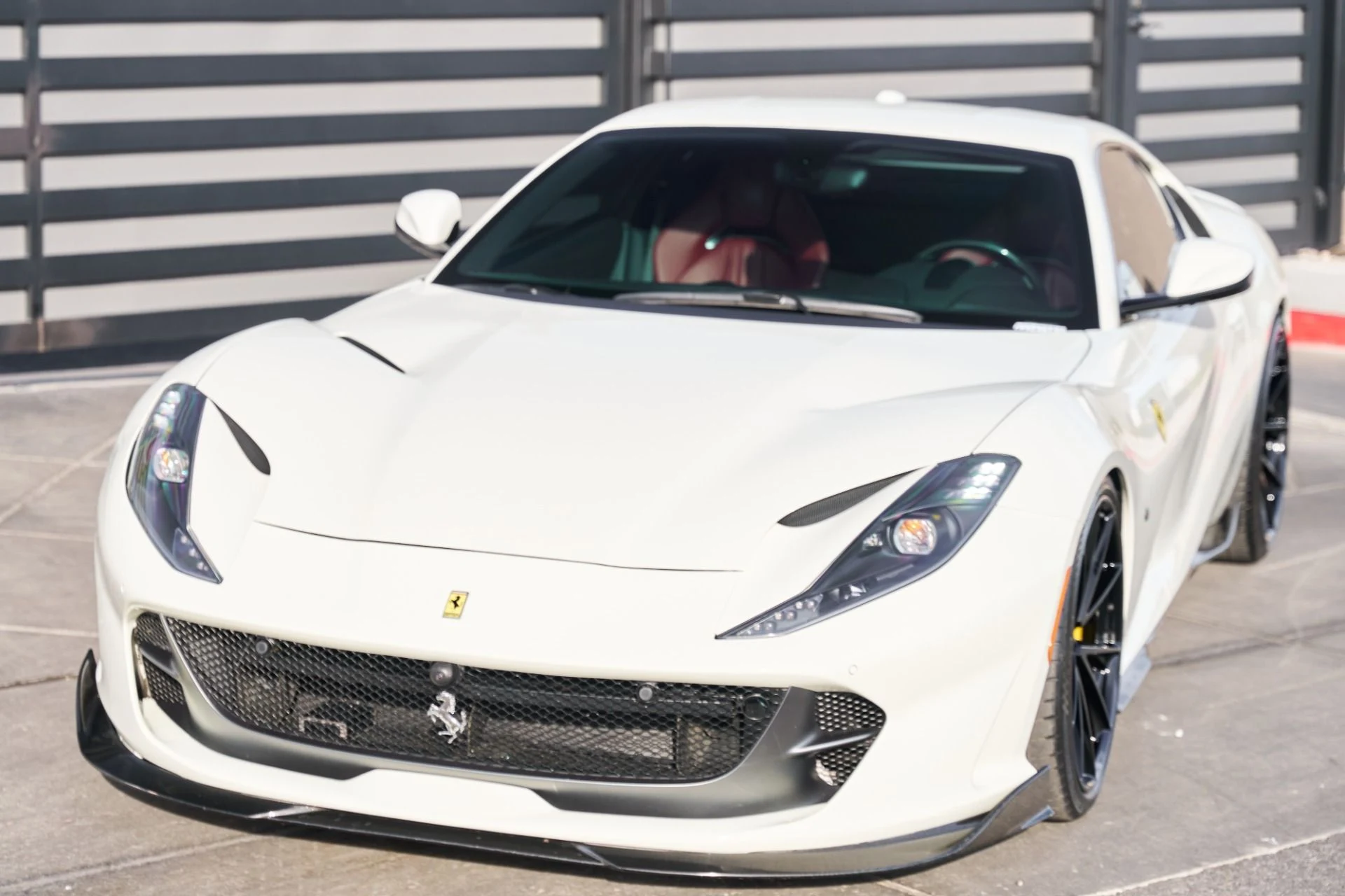 mph004_601040716_Used_2018_Ferrari_812_Superfast_Base_1793220954_8ec5be4314