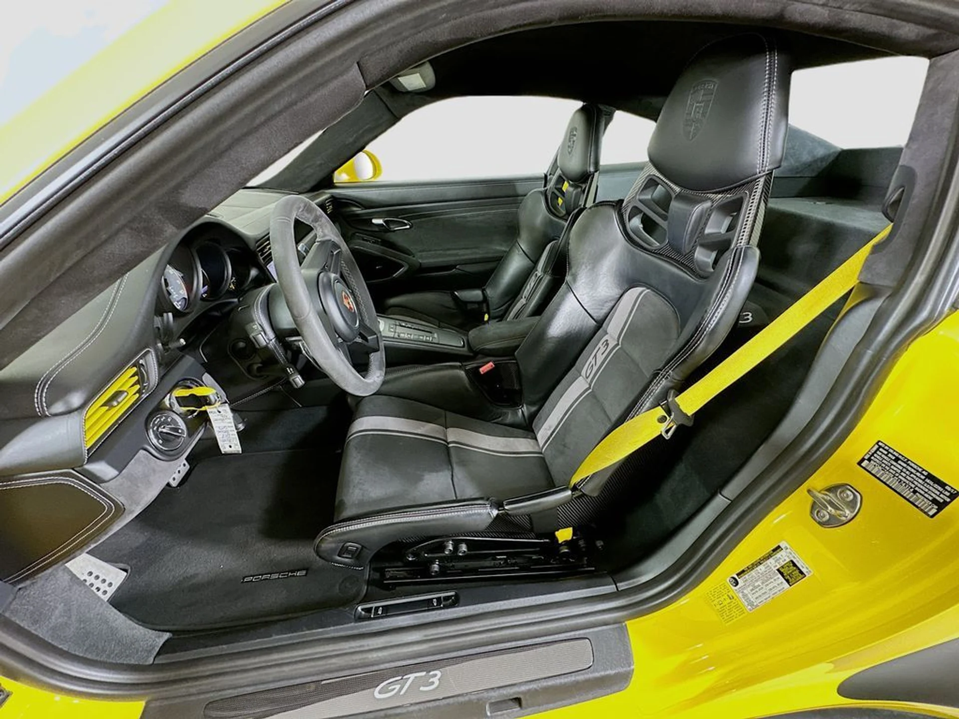 mph004_609830212_6d90bca6fa1dcd16b2af8fd7a9965948x_e7a313606f