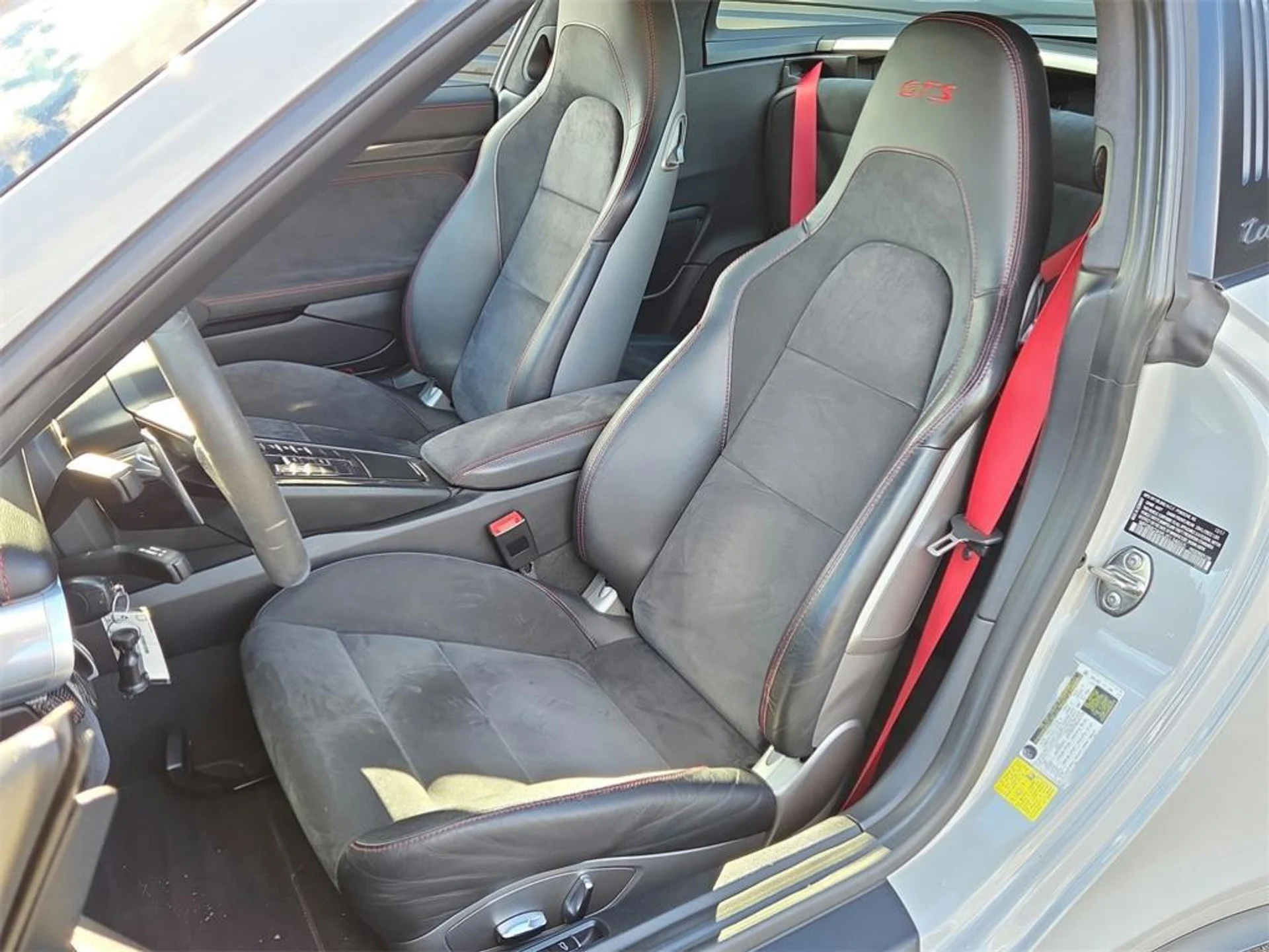 mph004_610489688_f_W_Zr0_Zp_Aeav_Bn_J_Oq_T_Br6_W_Ny_JRLA_33d552cab9