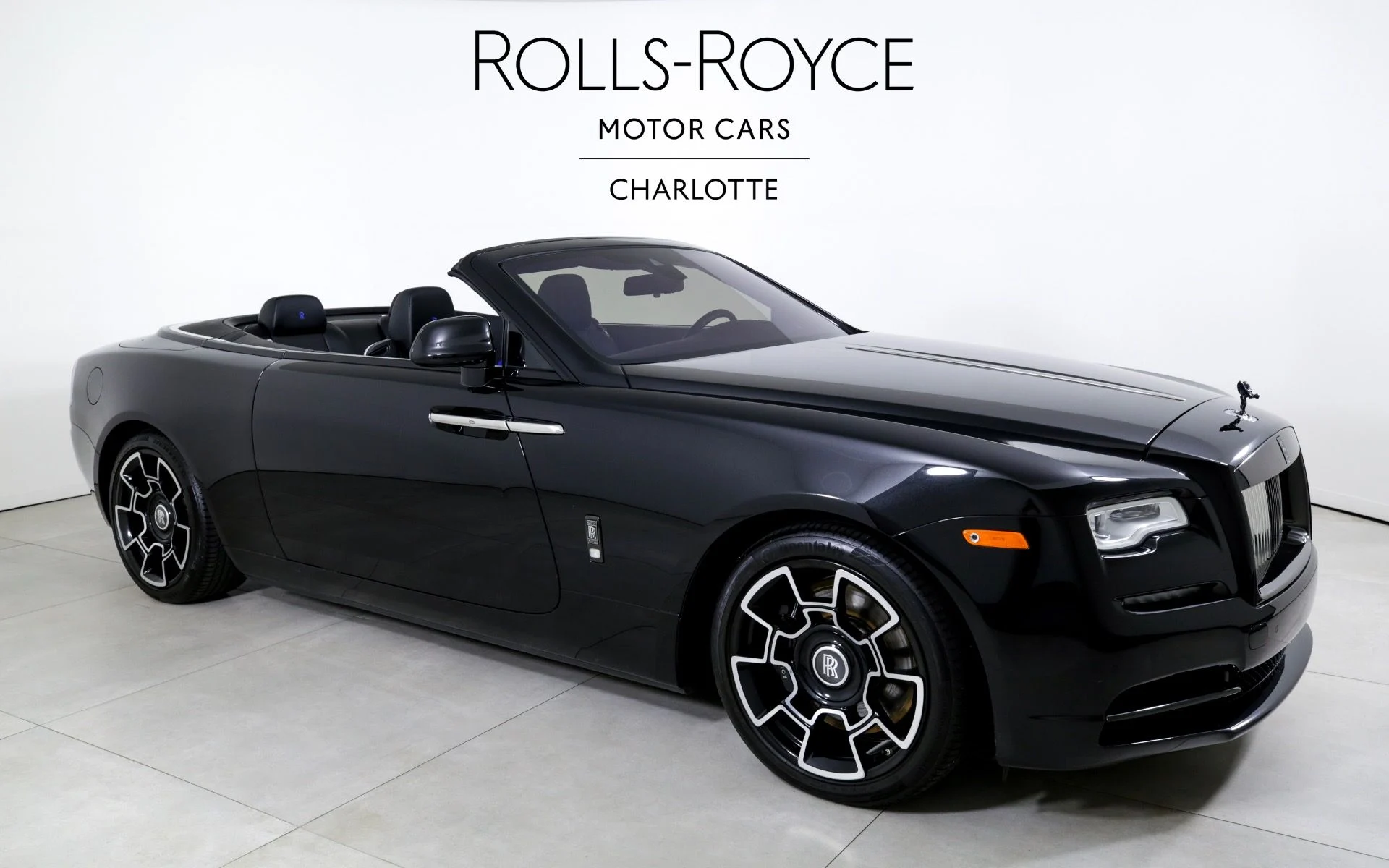 mph004_615179491_Used_2018_Rolls_Royce_Black_Badge_Dawn_1747071479_5d9bd1bc65
