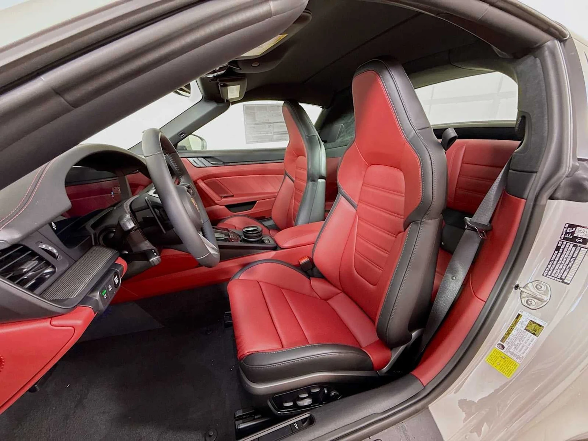 mph004_615234263_5_9c17da6b31