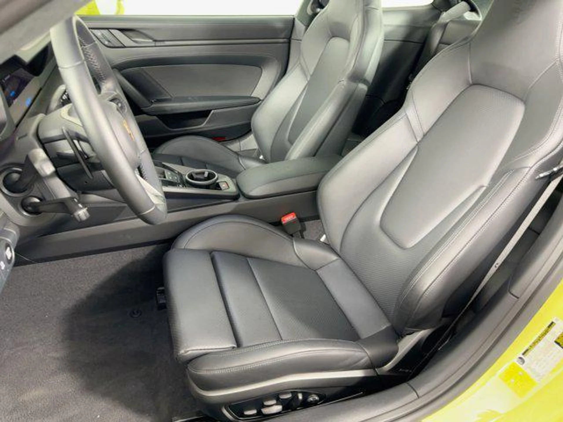 mph004_619265739_Xj_H0_25_Ekv_K_Wmal3_Wn_JPK_Shc_252c1e2ce1