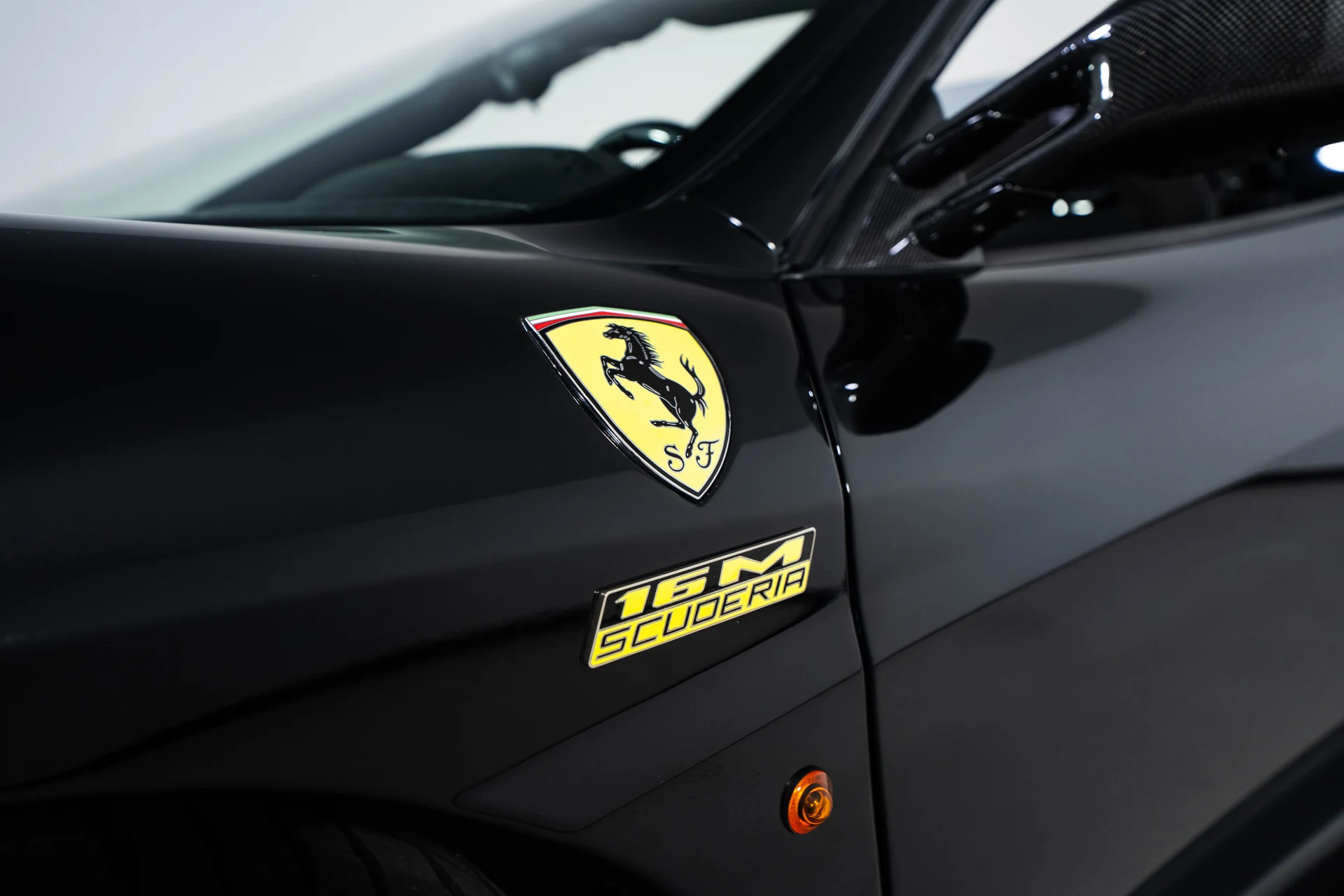 mph004_619271323_f29701a71b641f26f0e7d63c67b8fcd9_1e74b85509