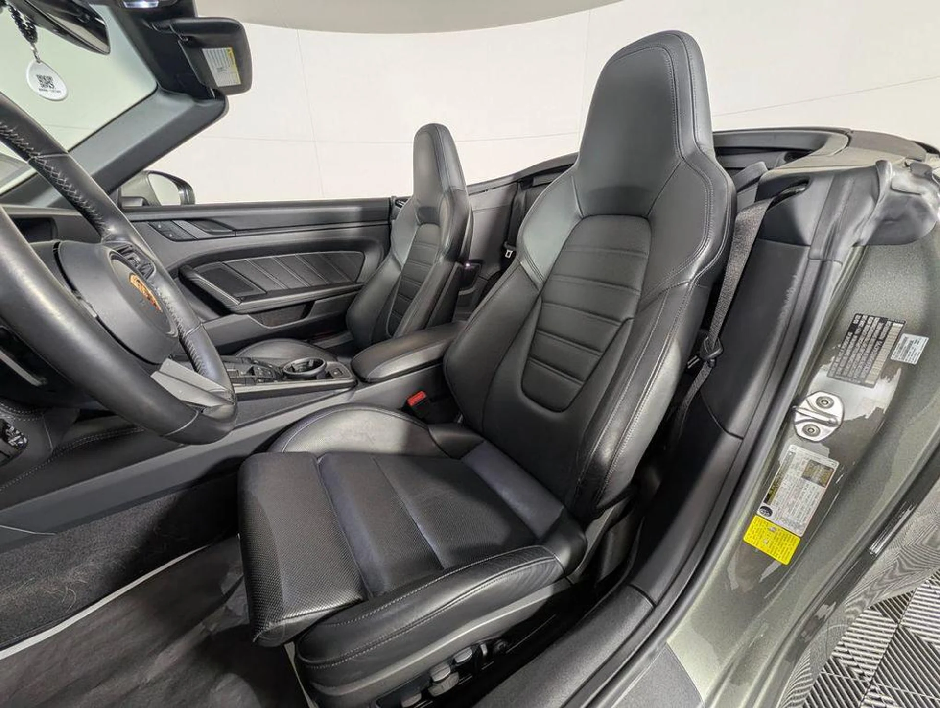 mph004_619634950_Nft_L4_Hiywvw_Mkre0fy7_E_Lc_X_WY_63a0abb8be