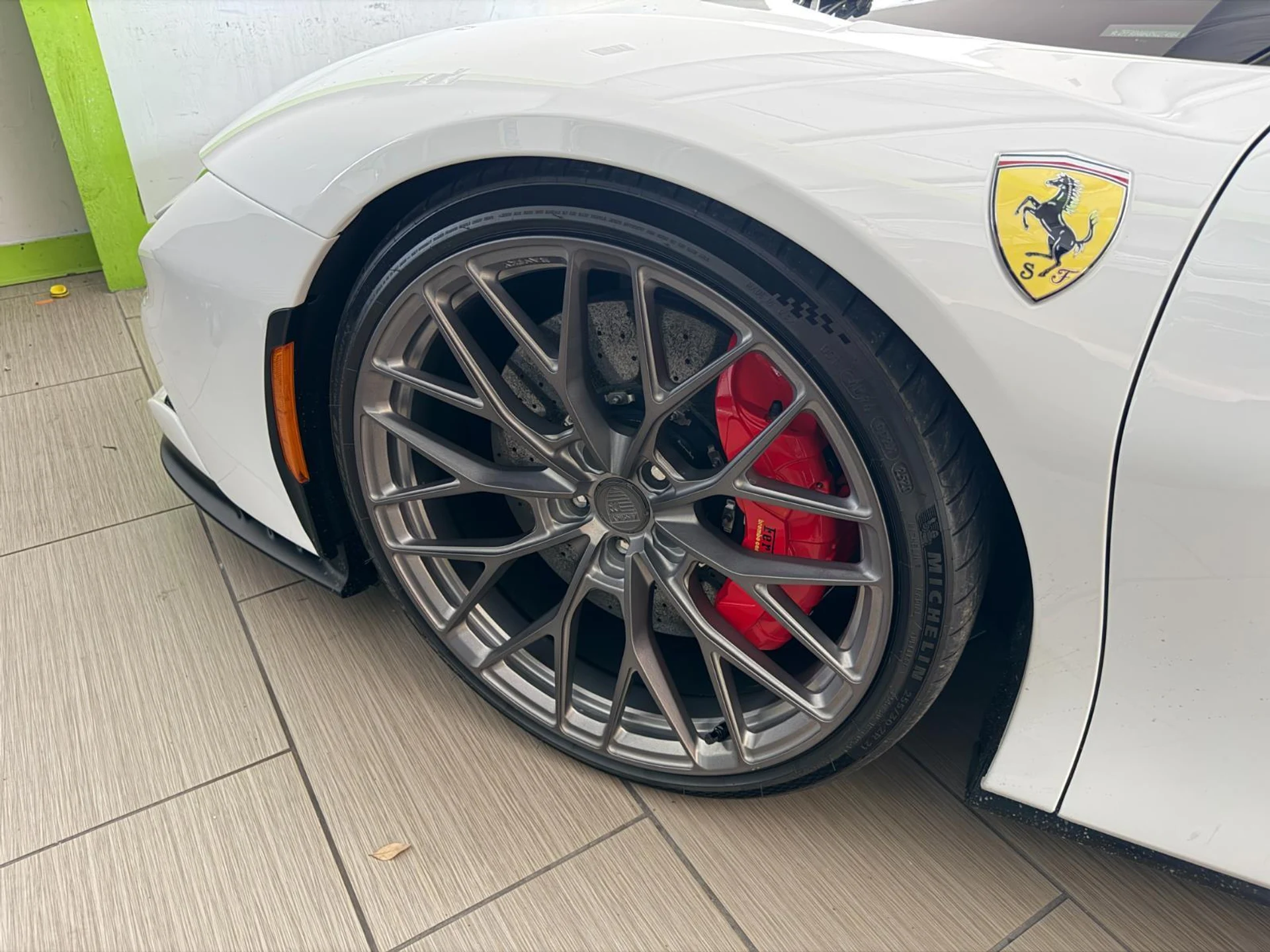 mph004_622799230_Used_2022_Ferrari_SF_90_Spider_Convertible_1775073785_e3a208a799