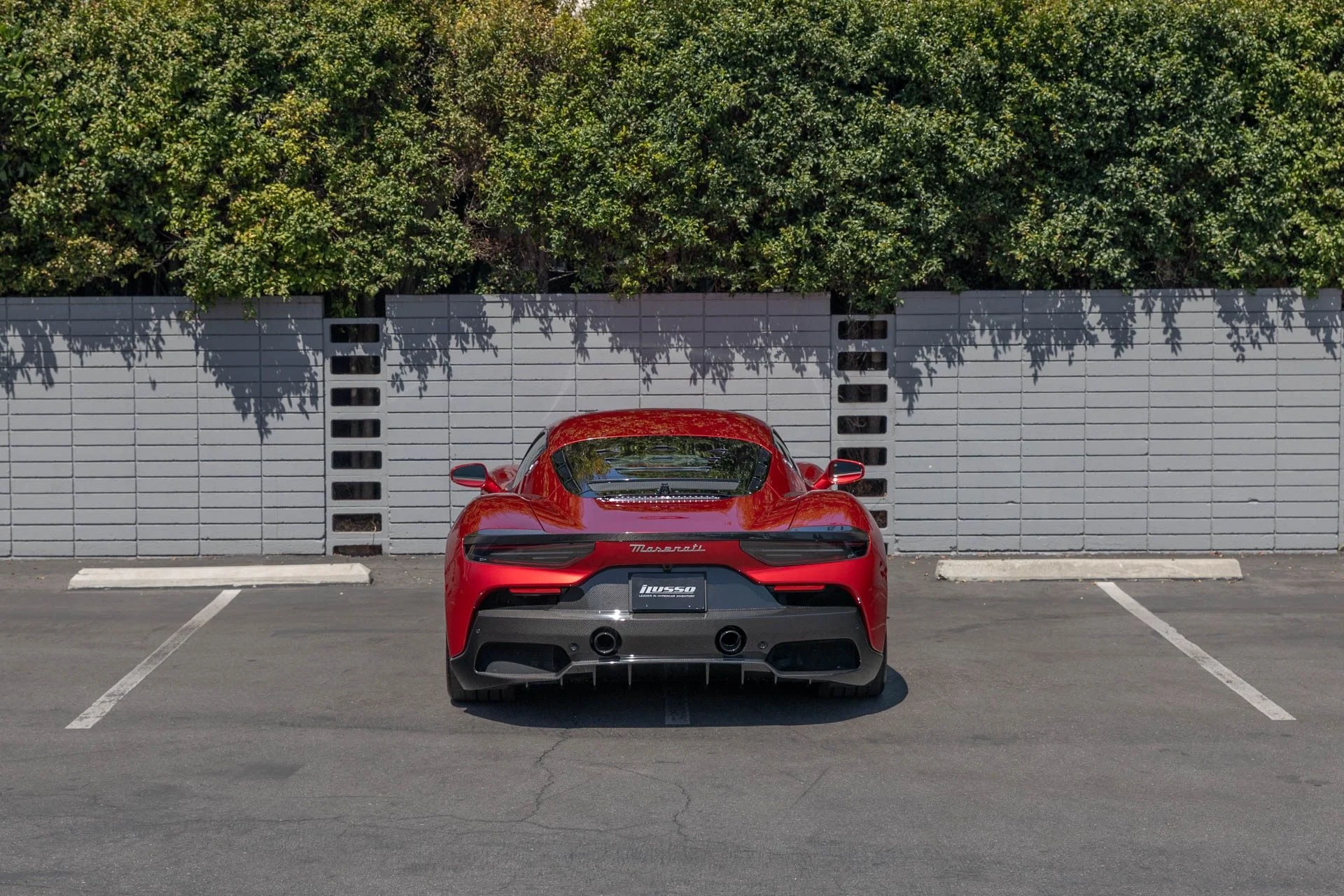 mph004_626703388_Used_2022_Maserati_MC_20_1747768372_3fe08679c9