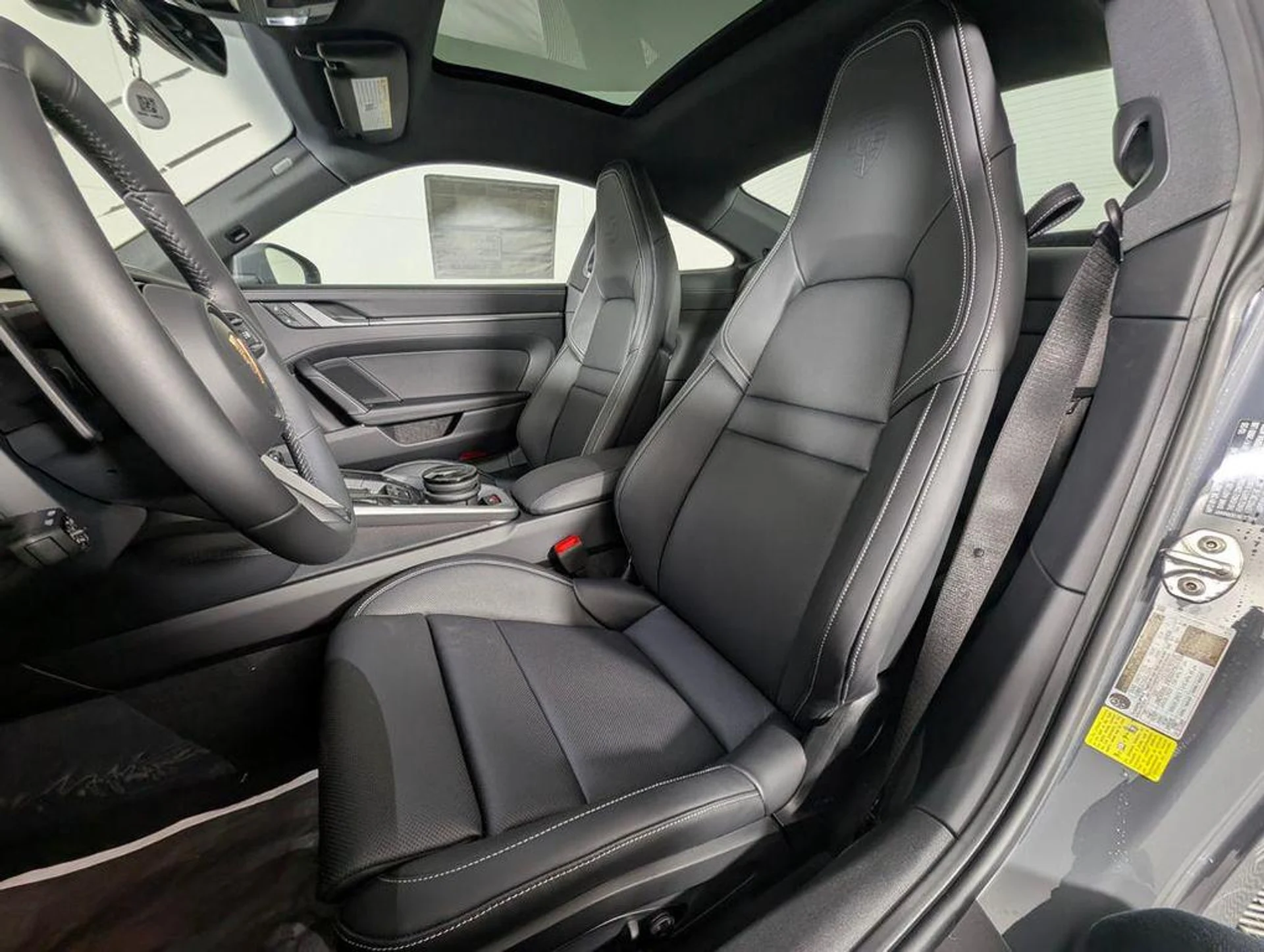 mph004_62779913_Qiwf_Zt_SG_8oh_U8_Pc0t_G1qpaw83s_7cc9f8fbbd