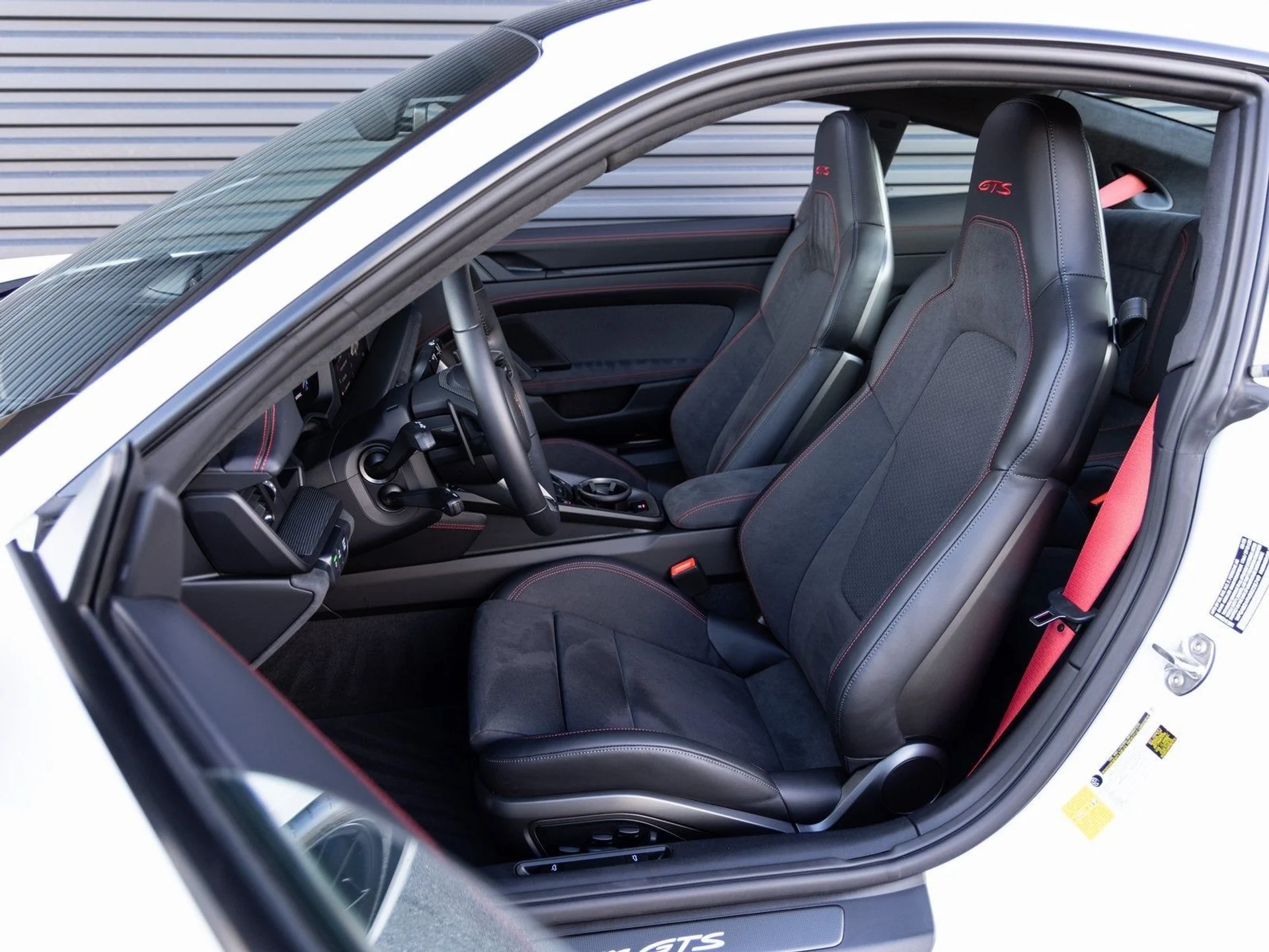 mph004_630743202_5_50affc50e7