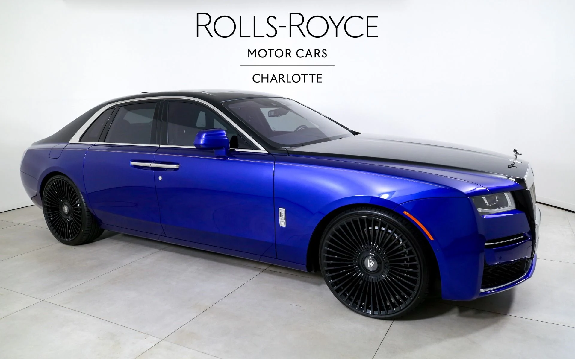 mph004_631237722_Used_2022_Rolls_Royce_Ghost_1751579647_d3f7db92cf