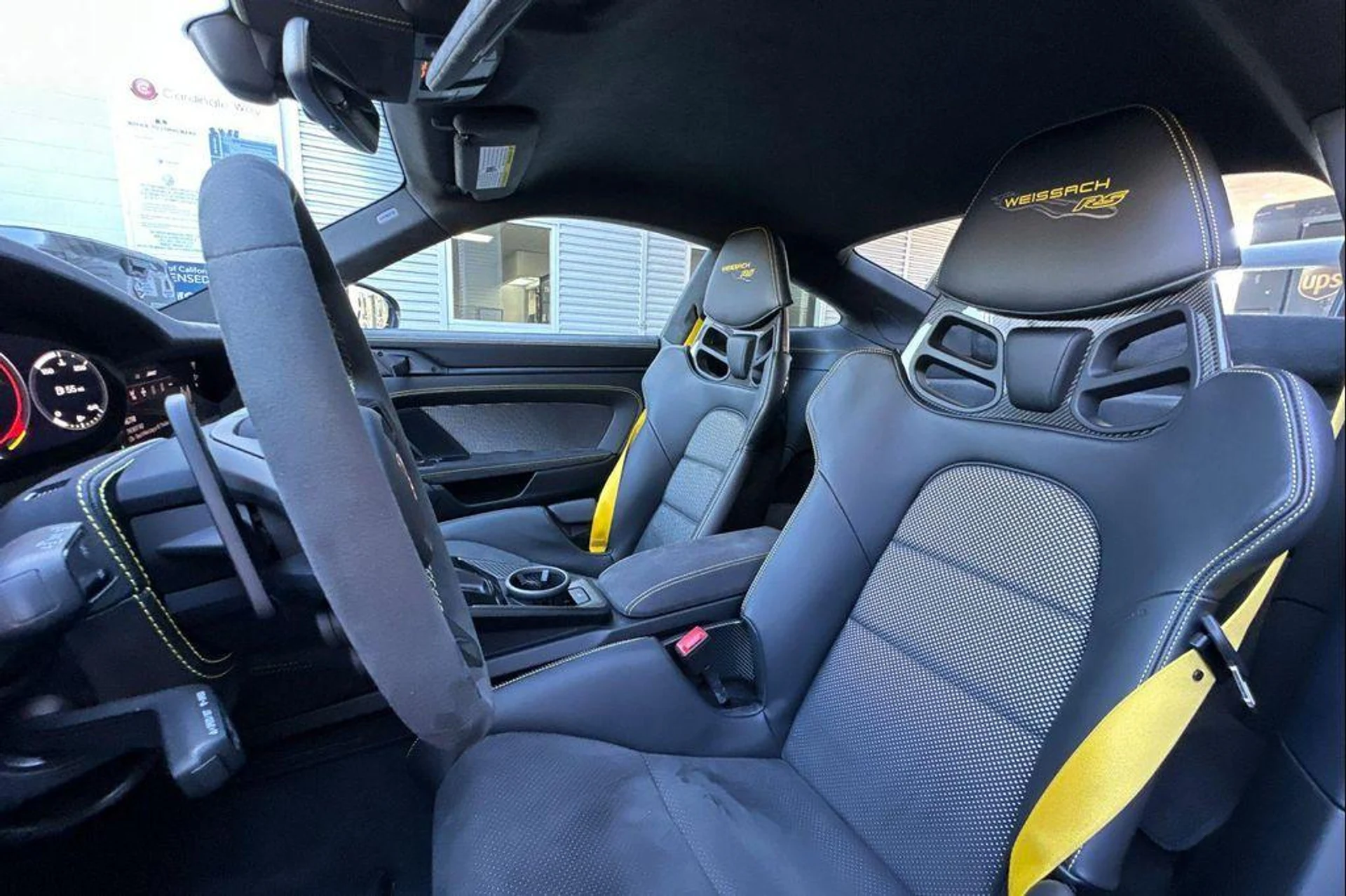 mph004_63712742_ear_Htu_Yvaiy_H_Ytwrocfejz_TQ_Vtw_503e58867b