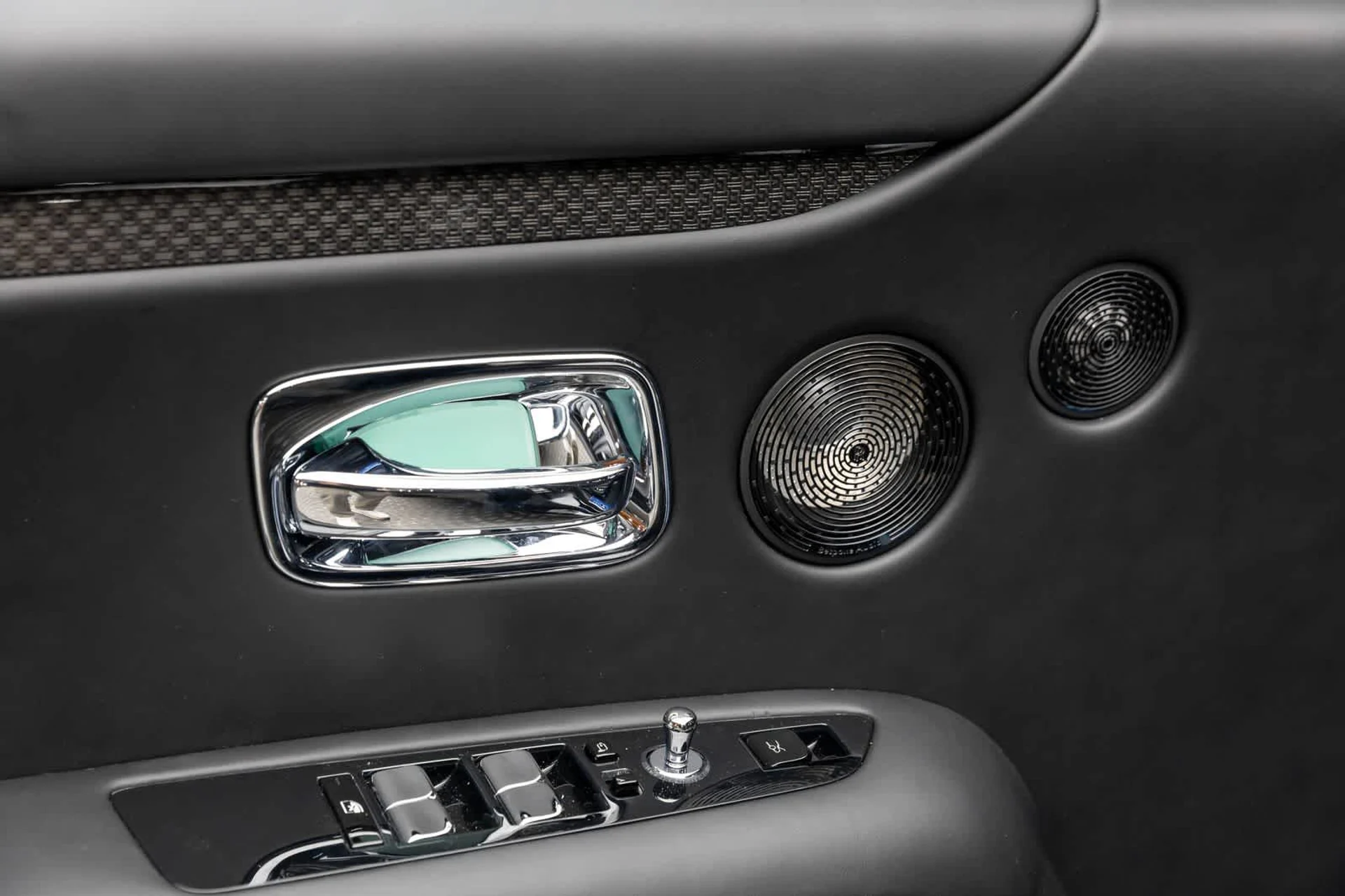 mph004_637941151_5_21186fe584