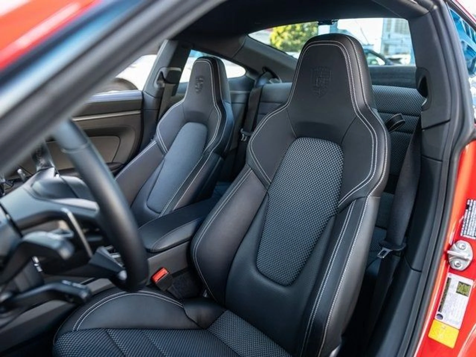 mph004_64926021_5_d3ca3d57ed