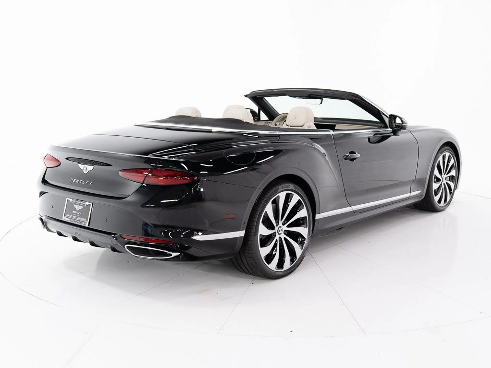 mph004_665322920_a27b0967704452176d5d6fd77b92d3d1_b149281204