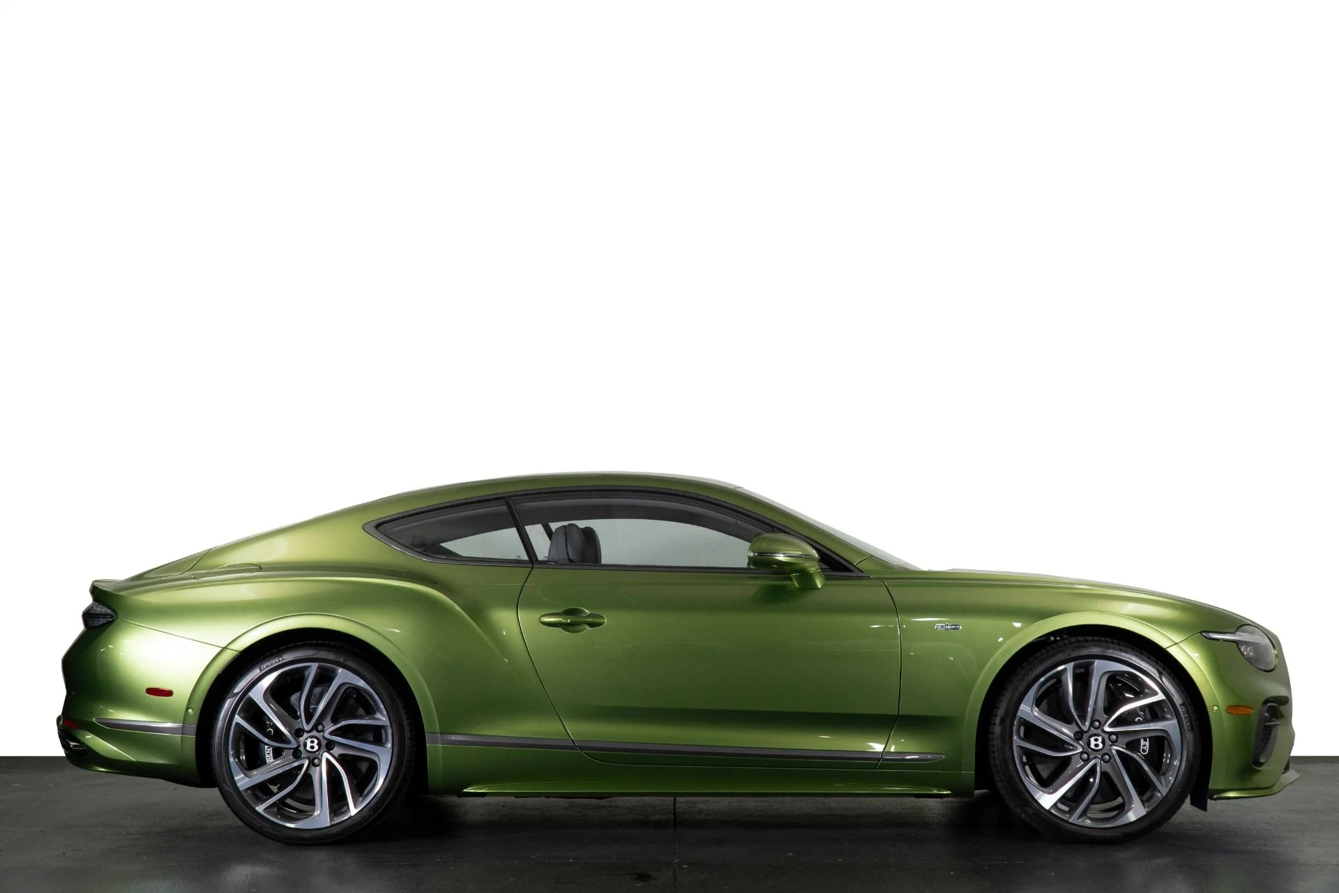 mph004_66702167_New_2025_Bentley_Continental_GT_1777615565_f36647e84e