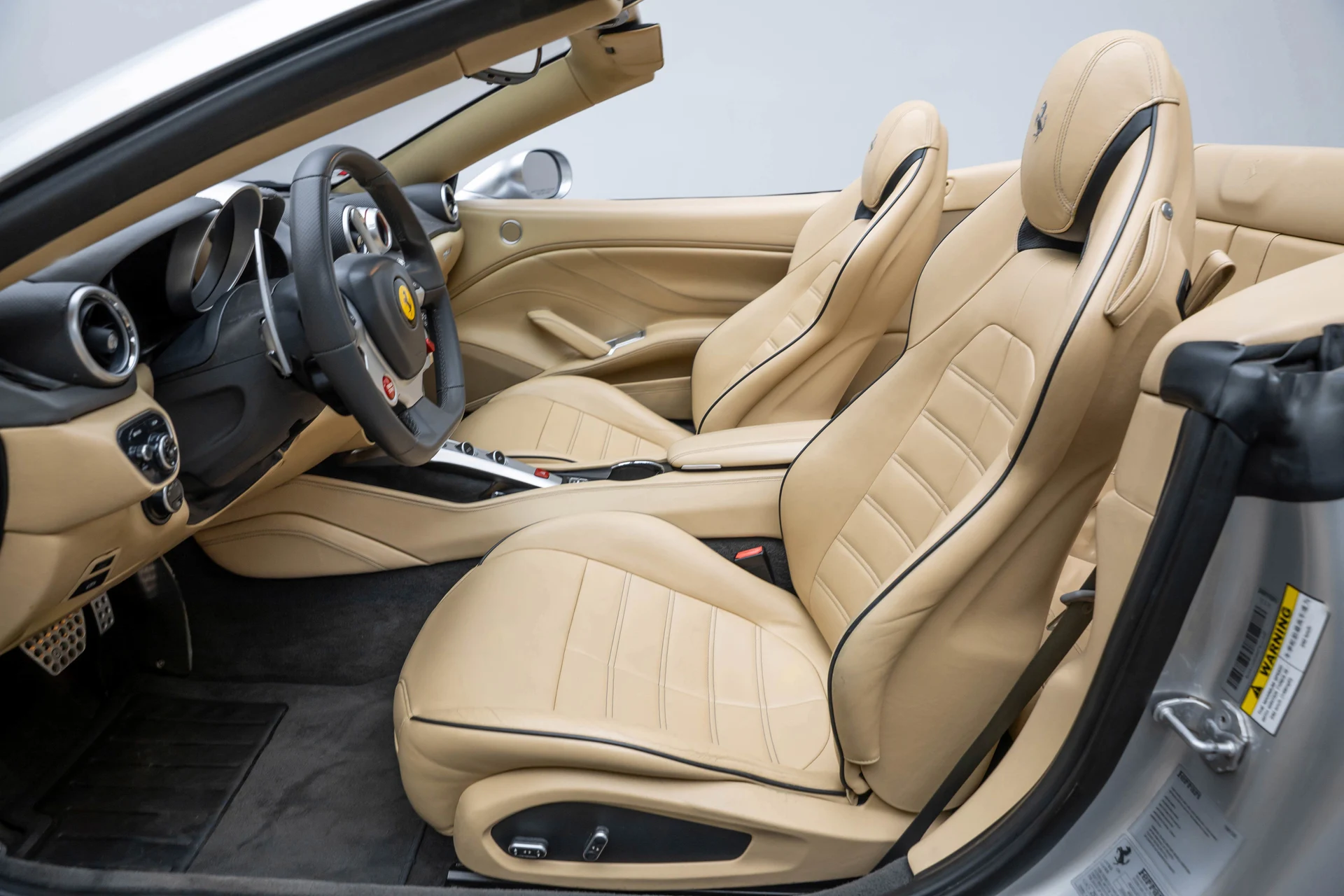 mph004_668988964_e7ac672c71e7463989a703a038309e84_6cc6240fdc