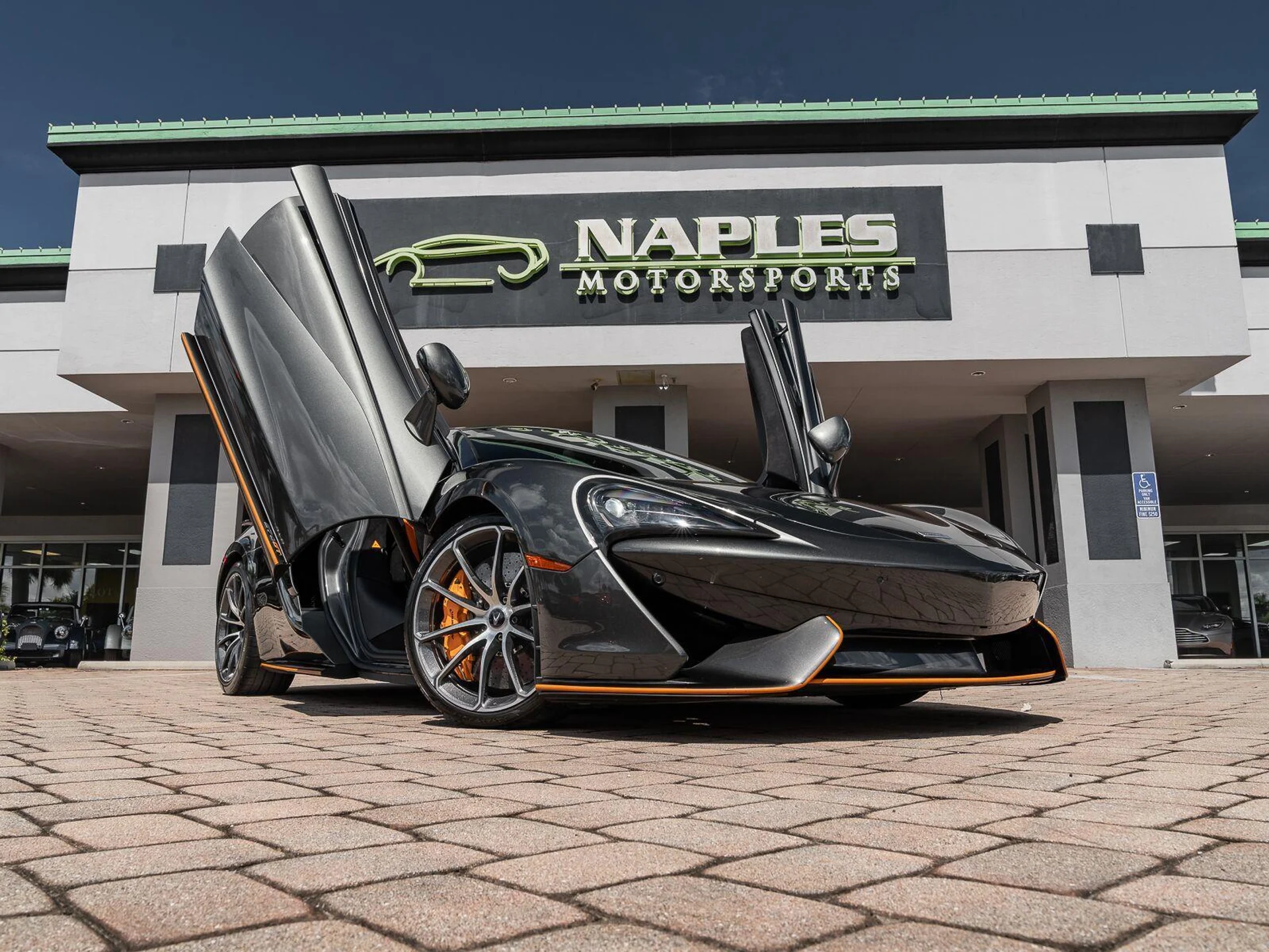 mph004_672267908_Used_2019_Mc_Laren_570_GT_Coupe_1785532134_b2cfa79d1e