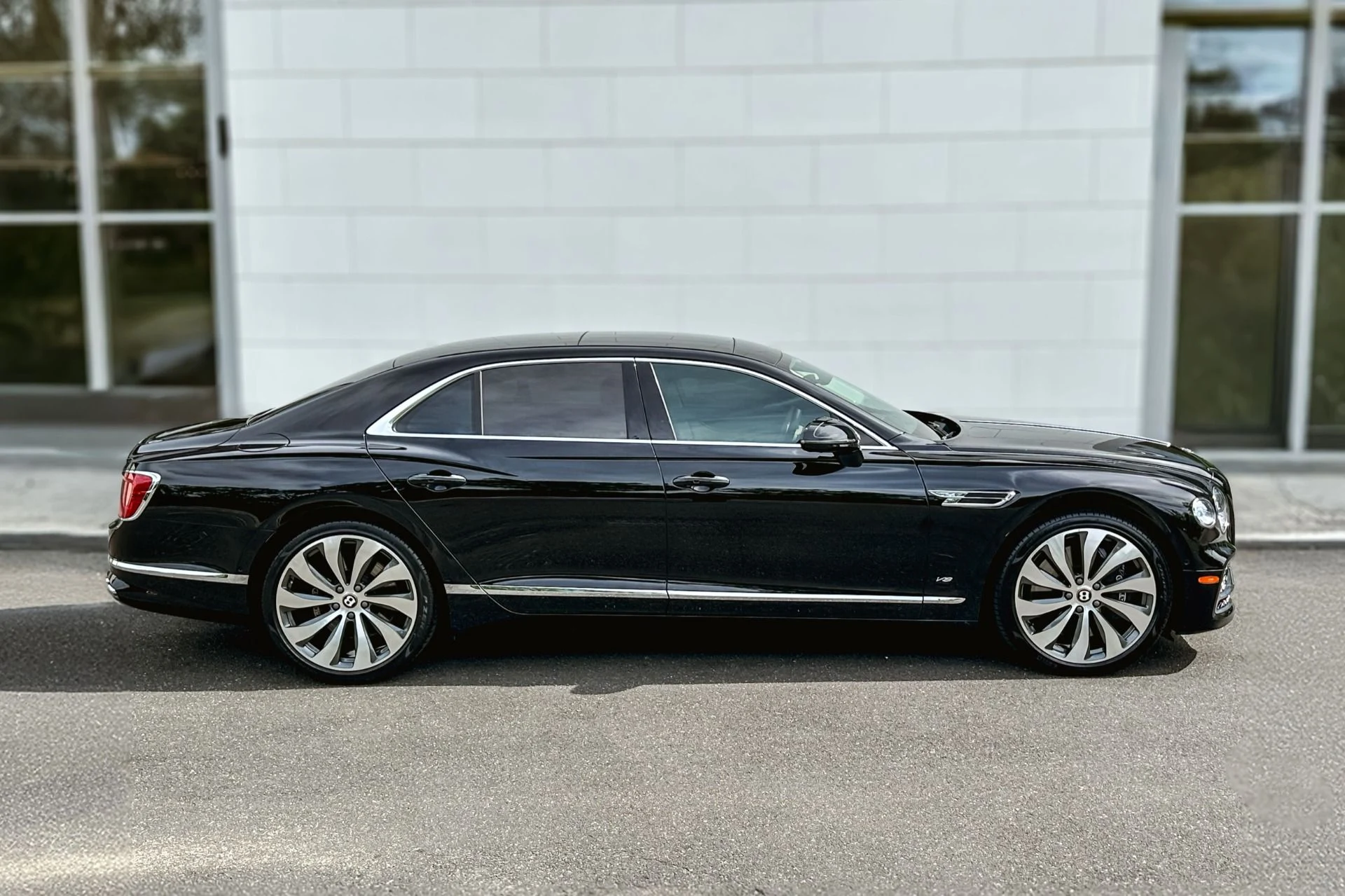 mph004_673063141_Used_2022_Bentley_Flying_Spur_V8_1779967678_0881bd4216
